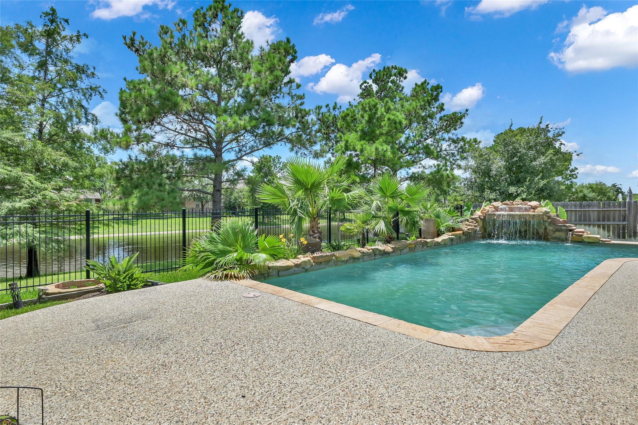 22503 Grassnook Drive — photo