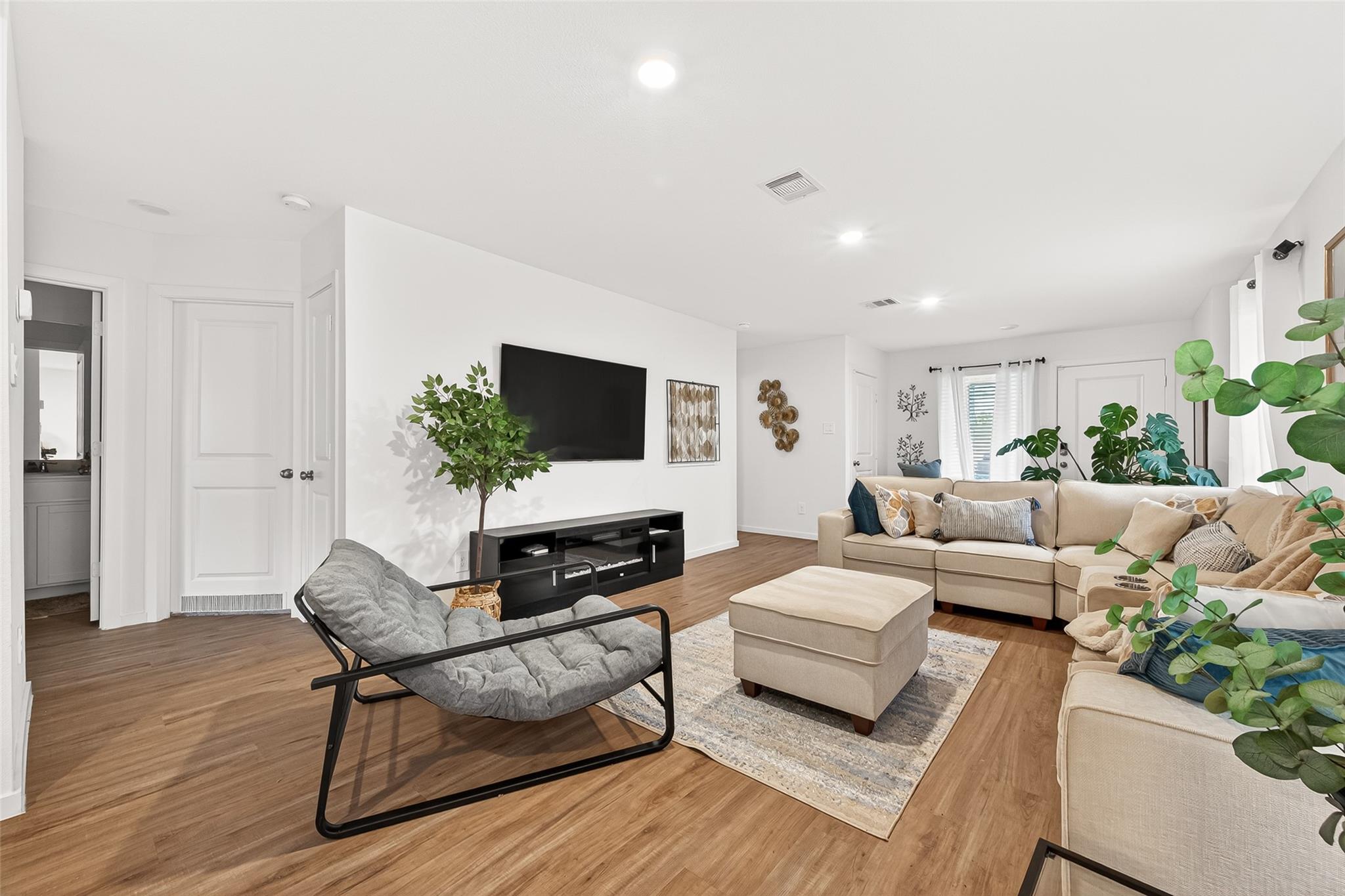 17751 Grove Hill Drive — photo