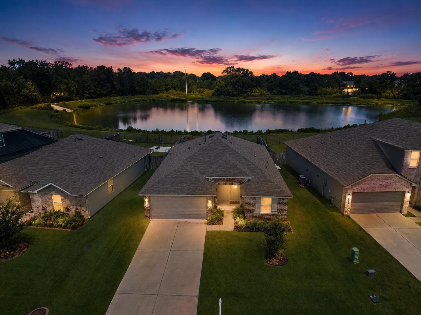 12828 Water Dive Court — photo