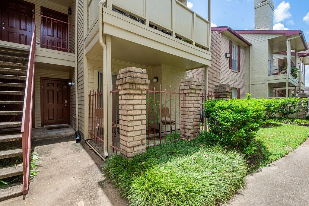 2120 El Paseo Street #603 — photo
