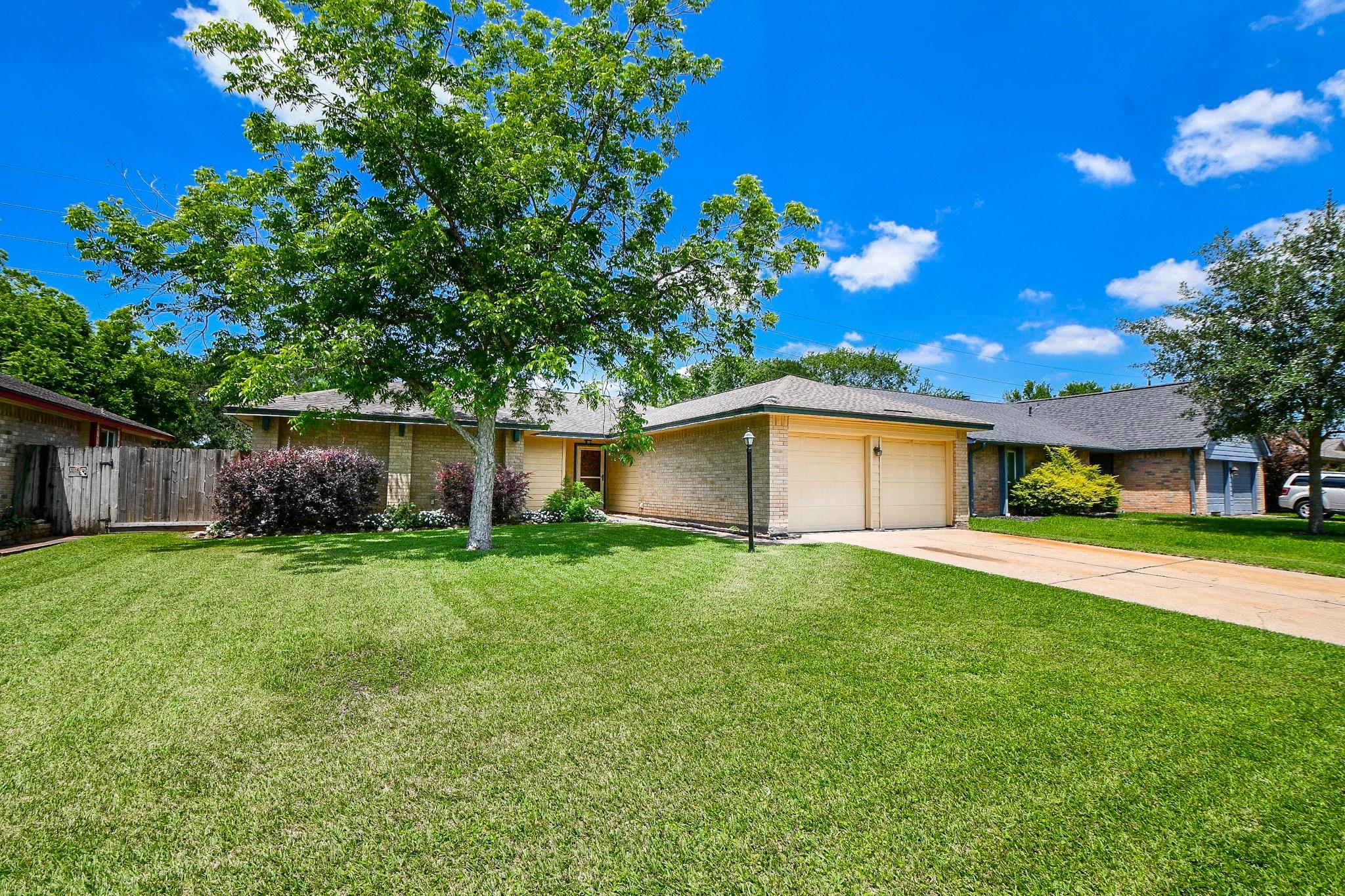931 Mayweather Lane — photo