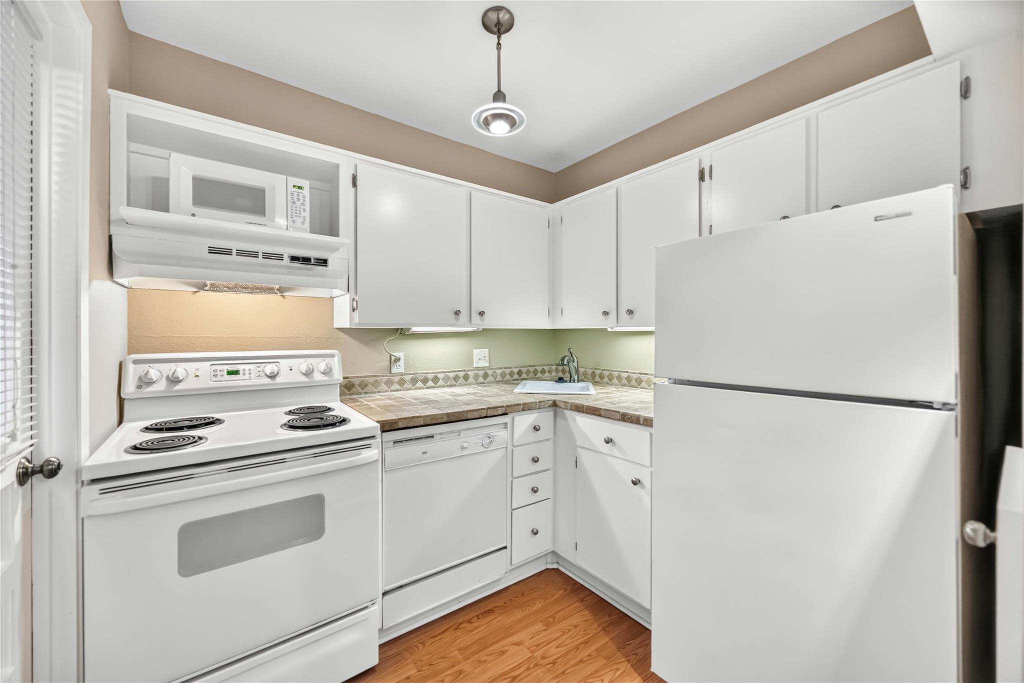 1409 Maryland Street #F — photo