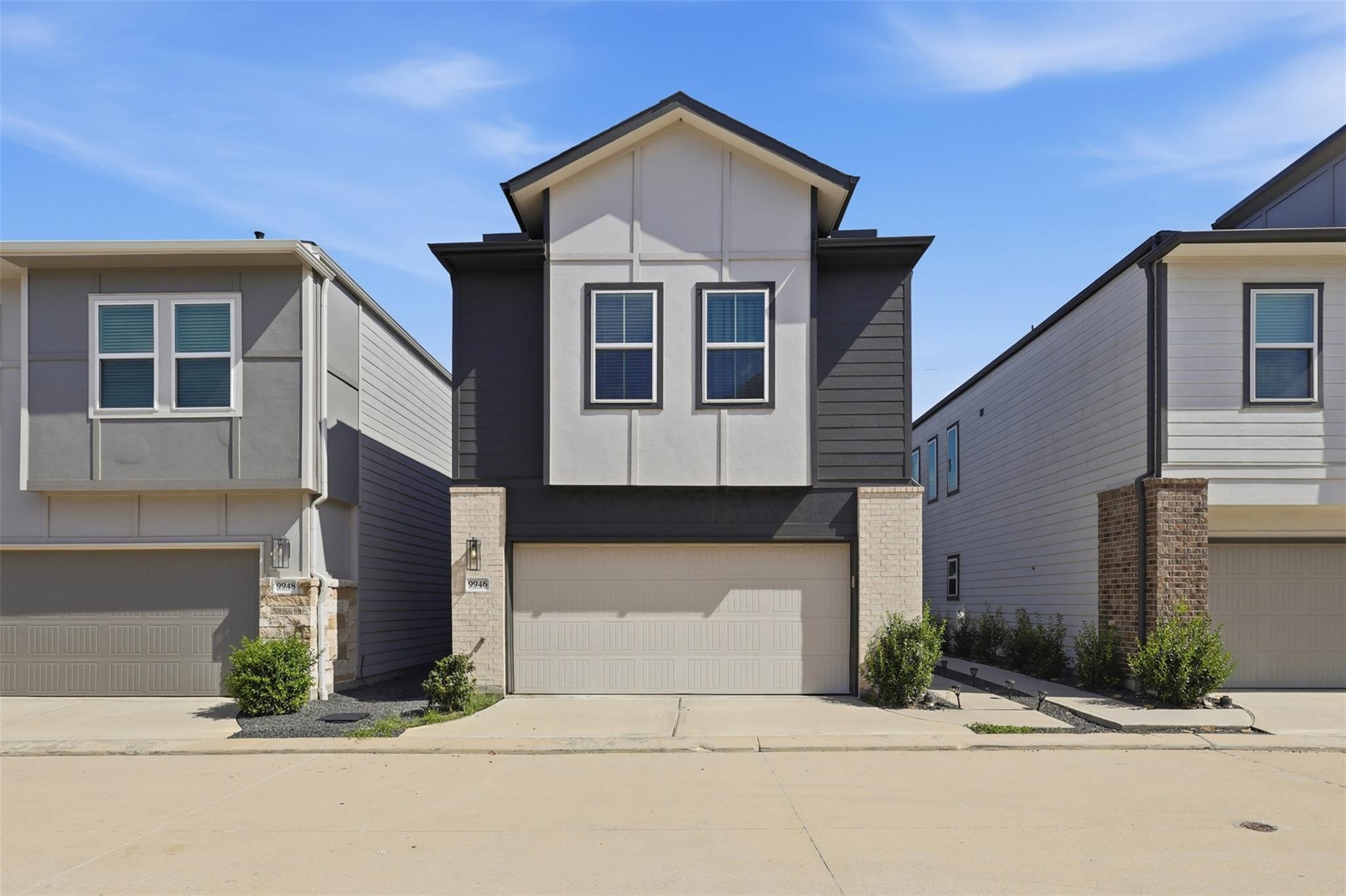 9946 Storehouse Drive — photo