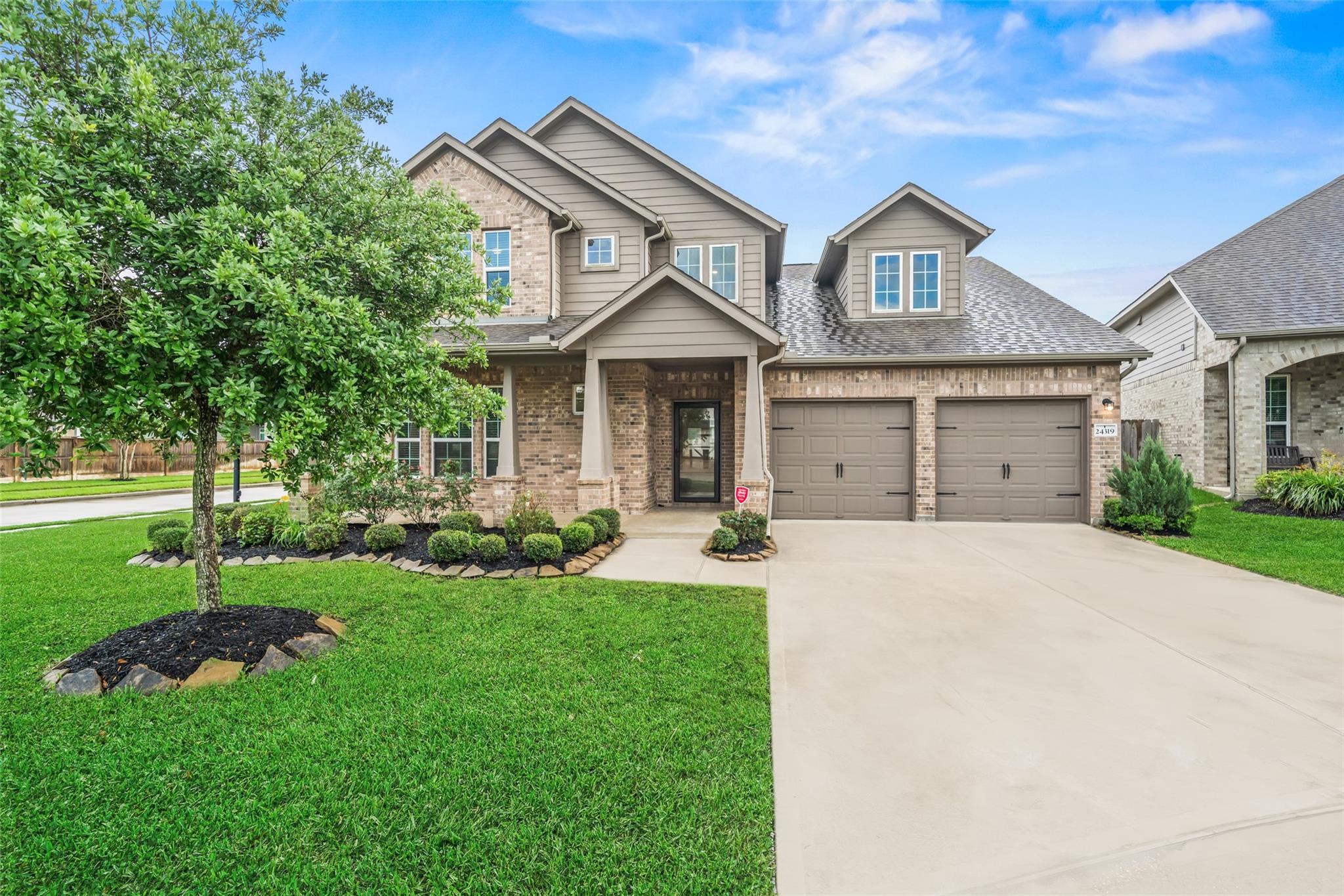 24319 Twin Cove Court — photo