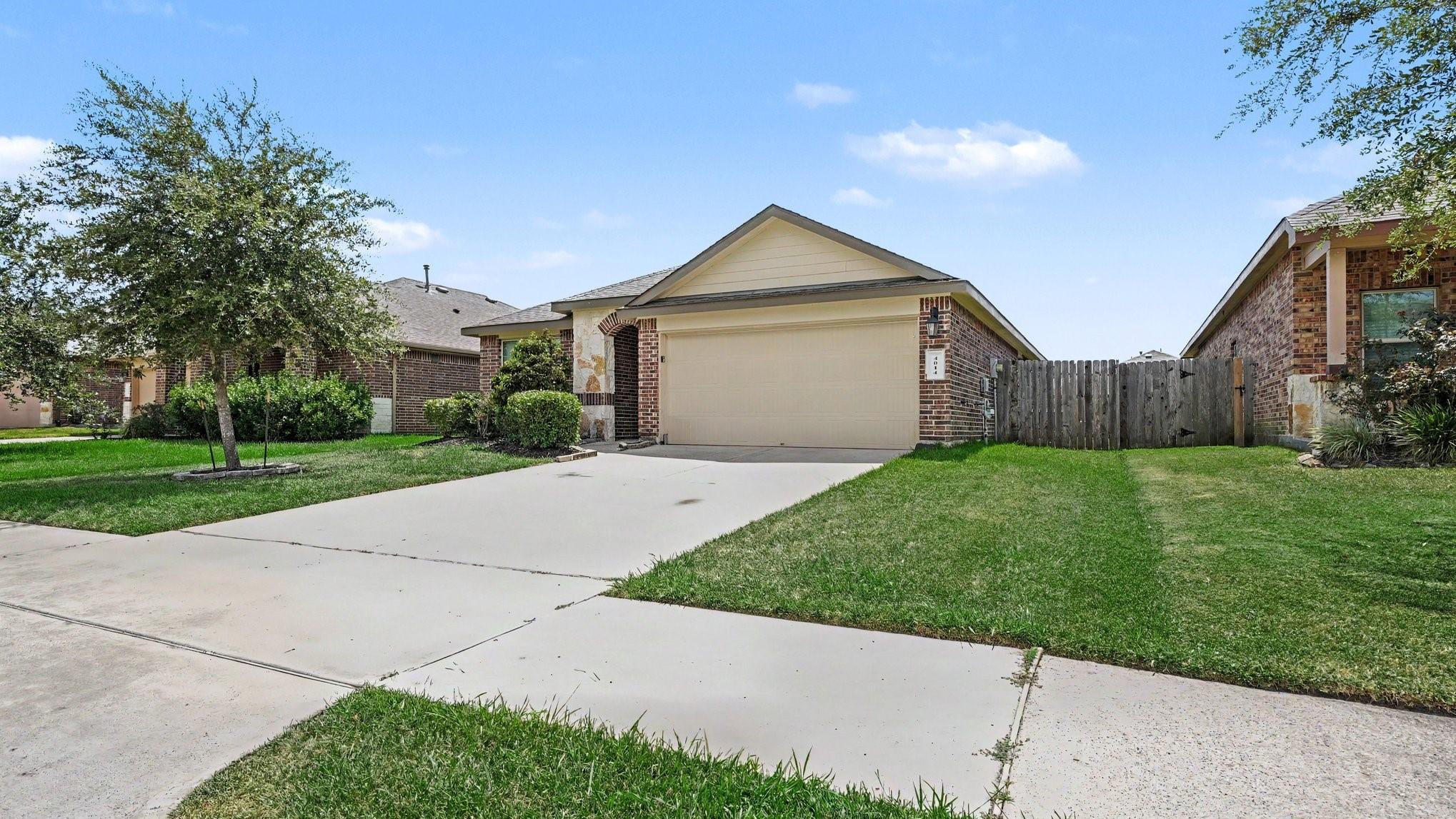 4014 Emperor Valley Lane — photo