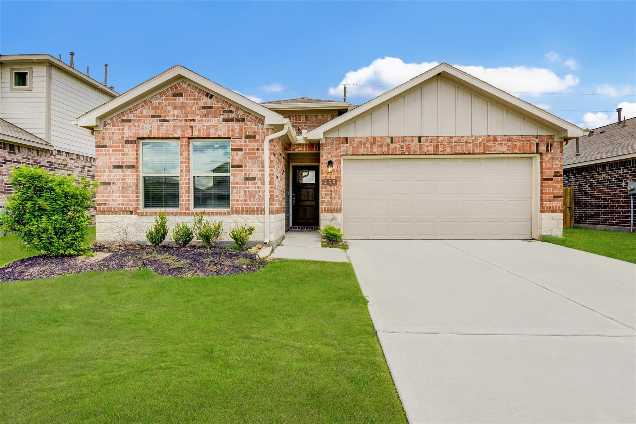 239 Murrieta Lane — photo