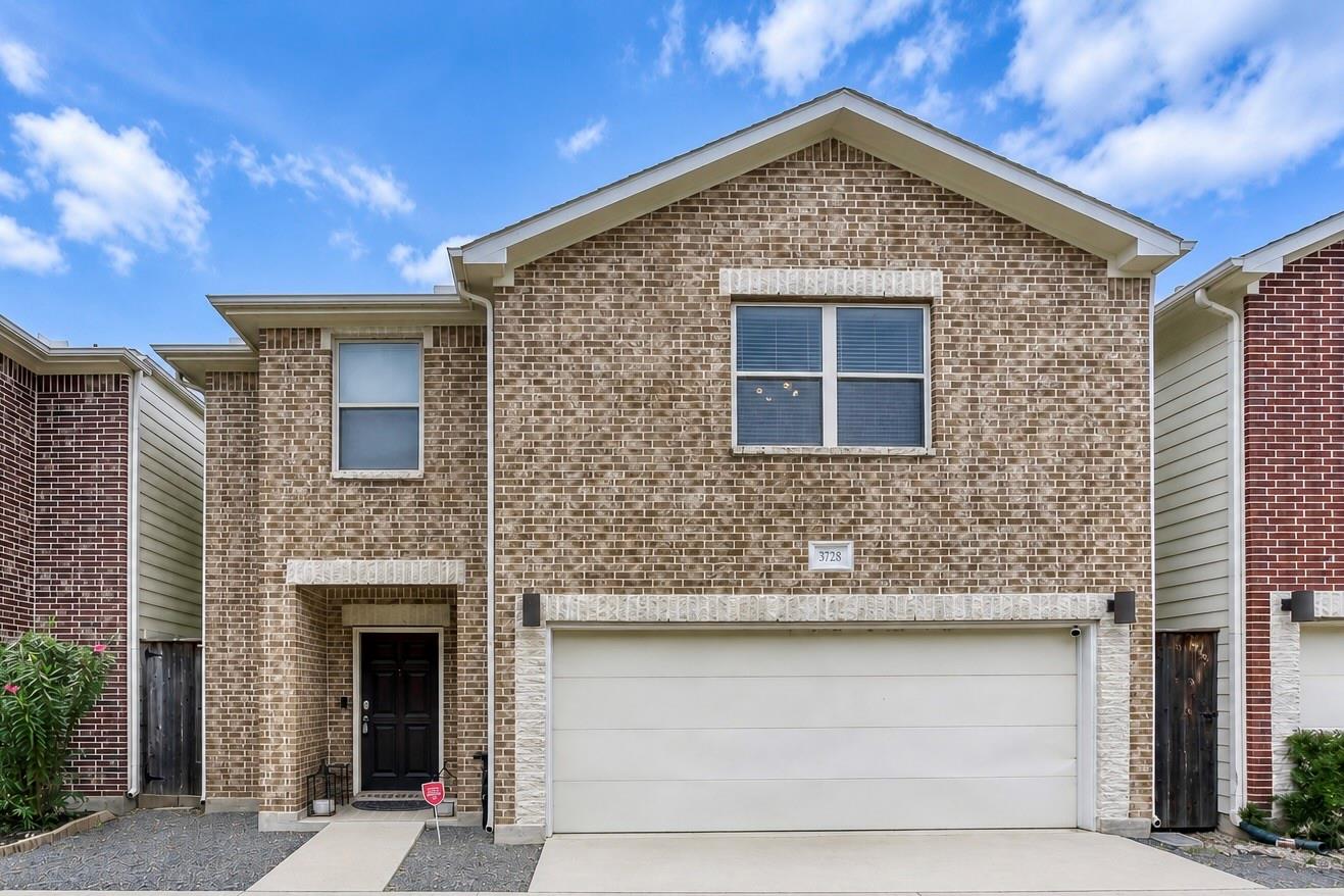 3728 Main Poplar Drive — photo