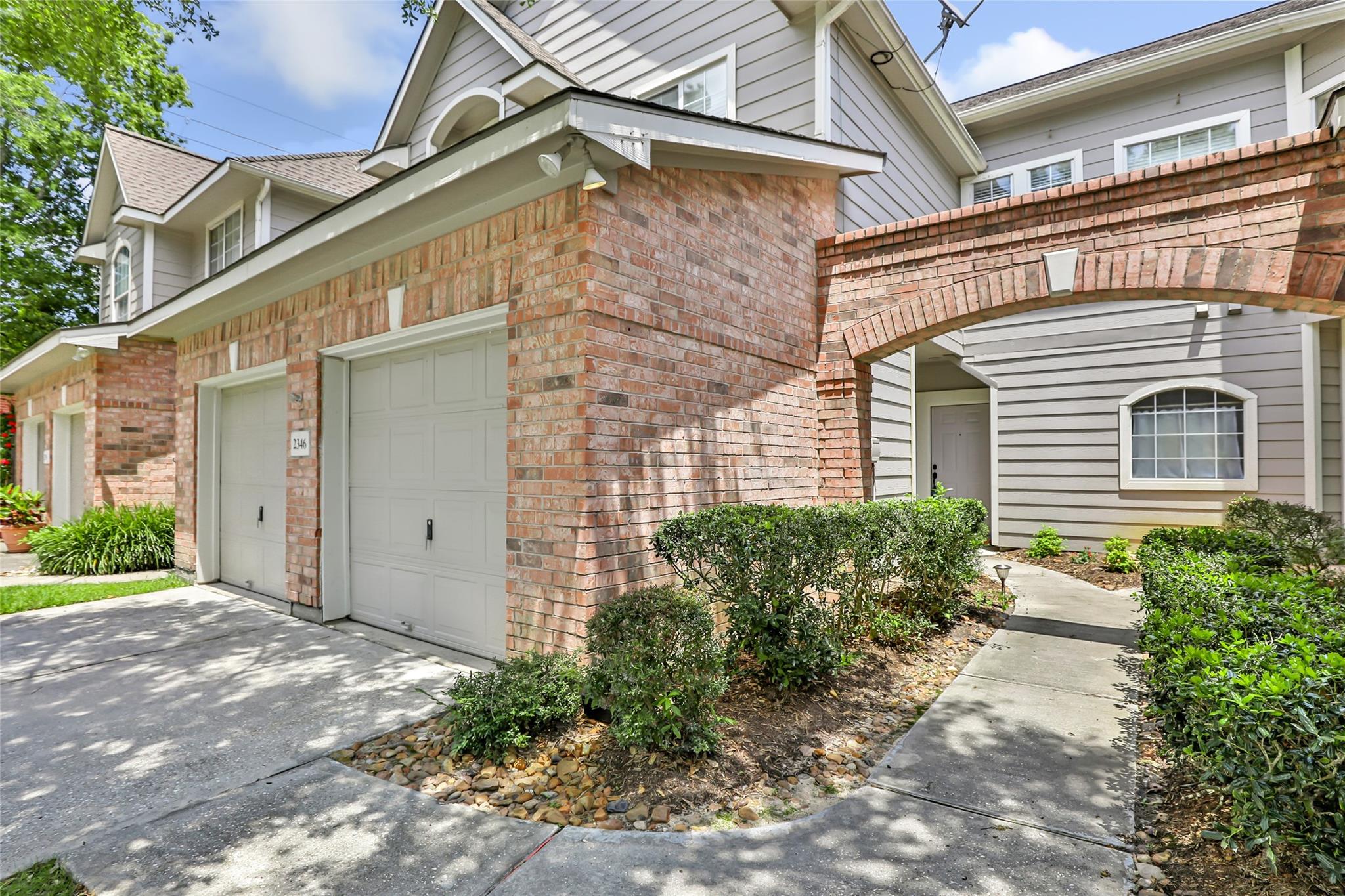 2346 Summit Way Court — photo