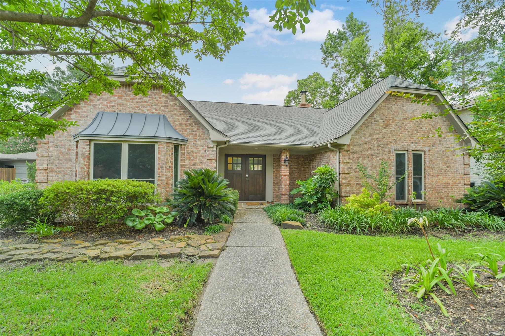 2810 Woodland Ridge Drive — photo