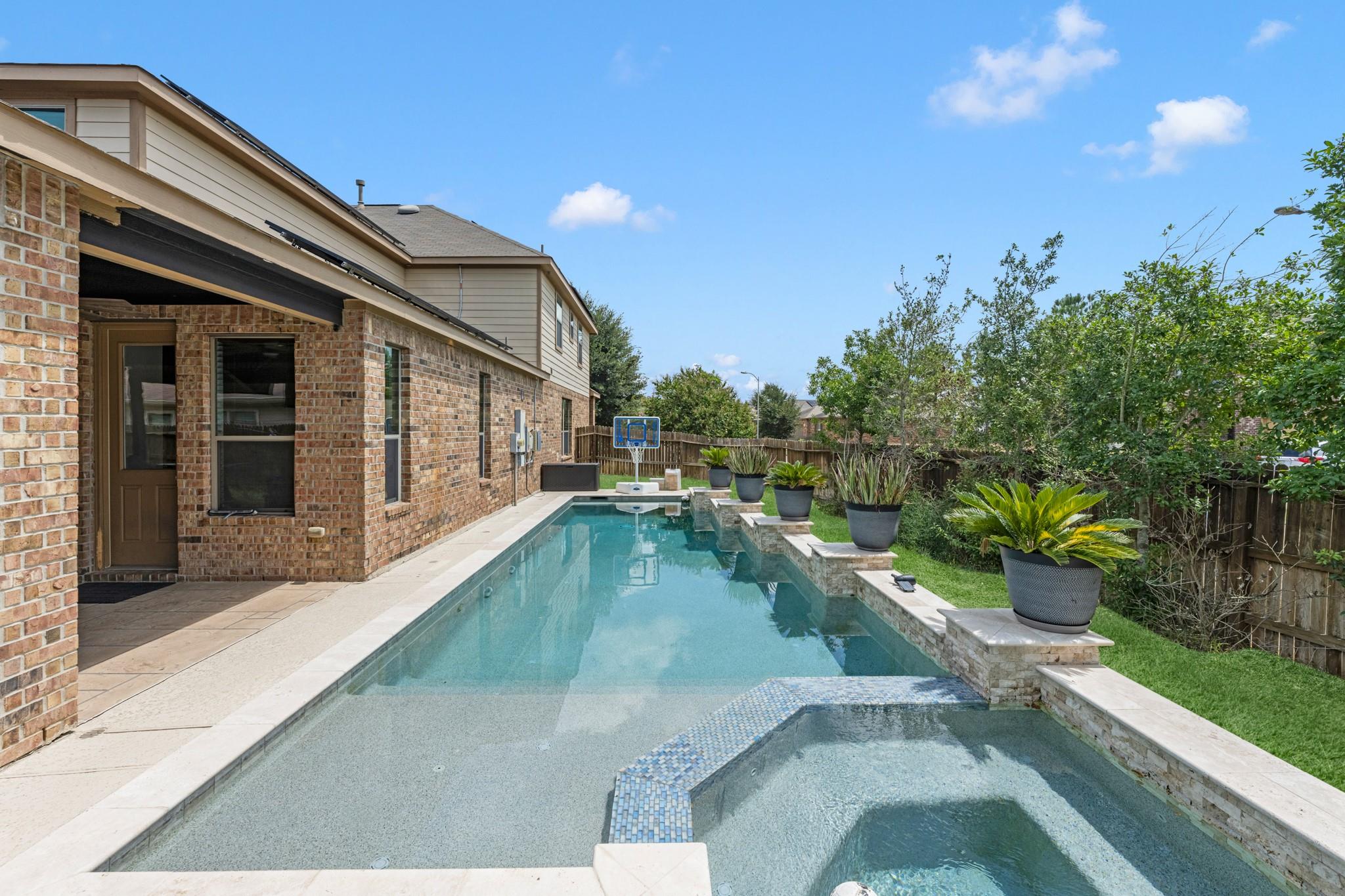 15203 Sienna Glen Court — photo