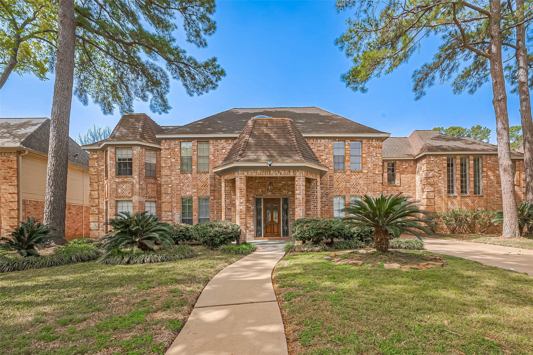 18307 Champion Forest Drive — photo