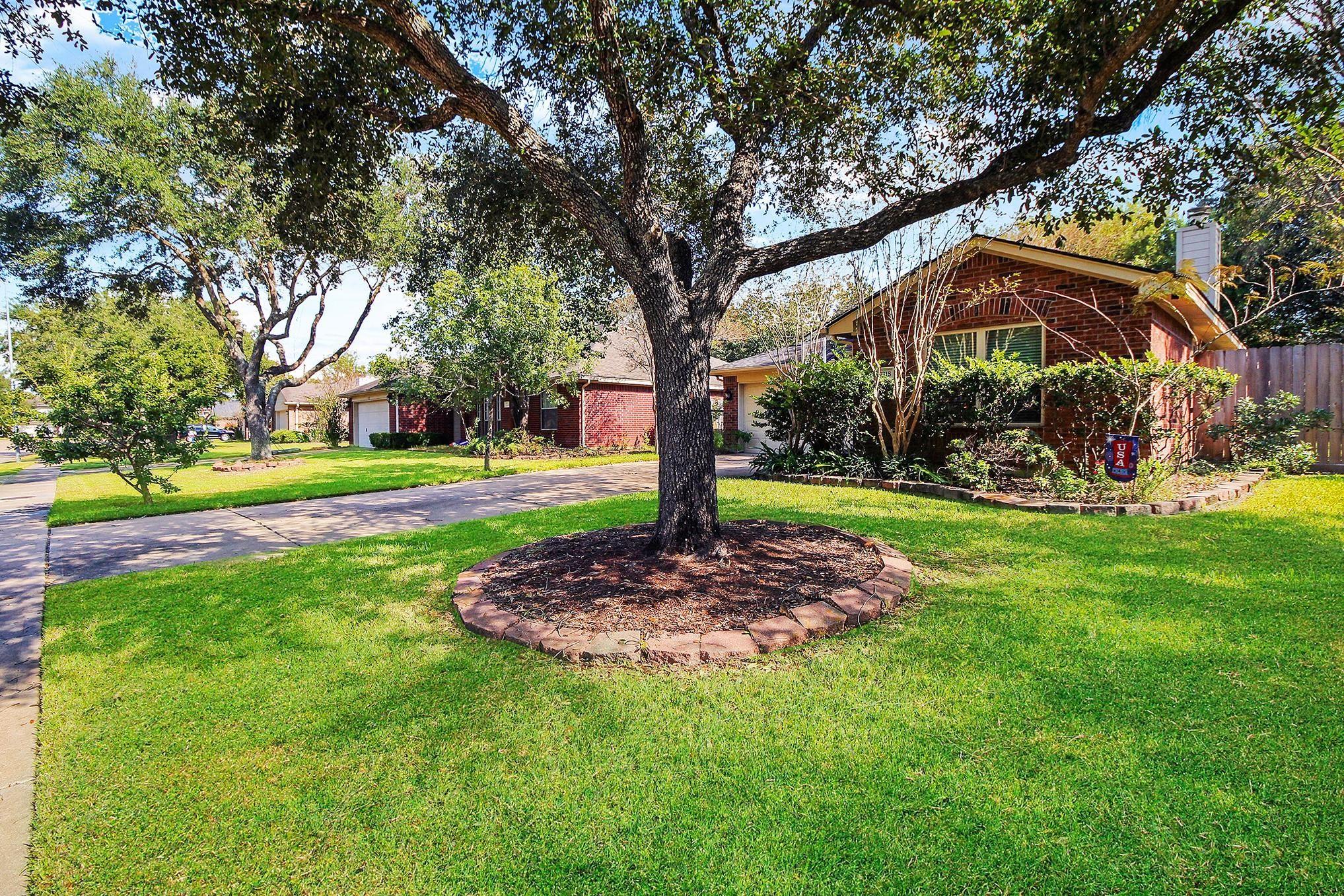 7218 Brockington Drive — photo