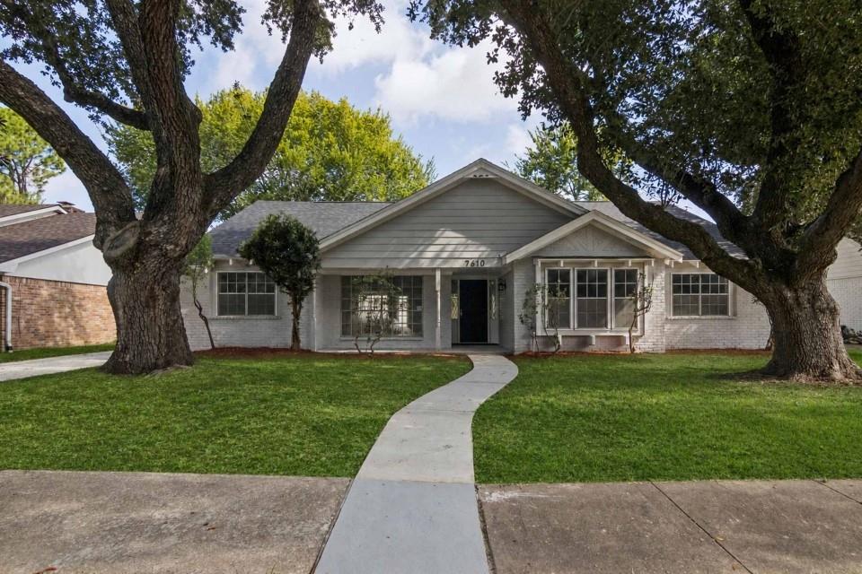 7610 Westwind Lane — photo