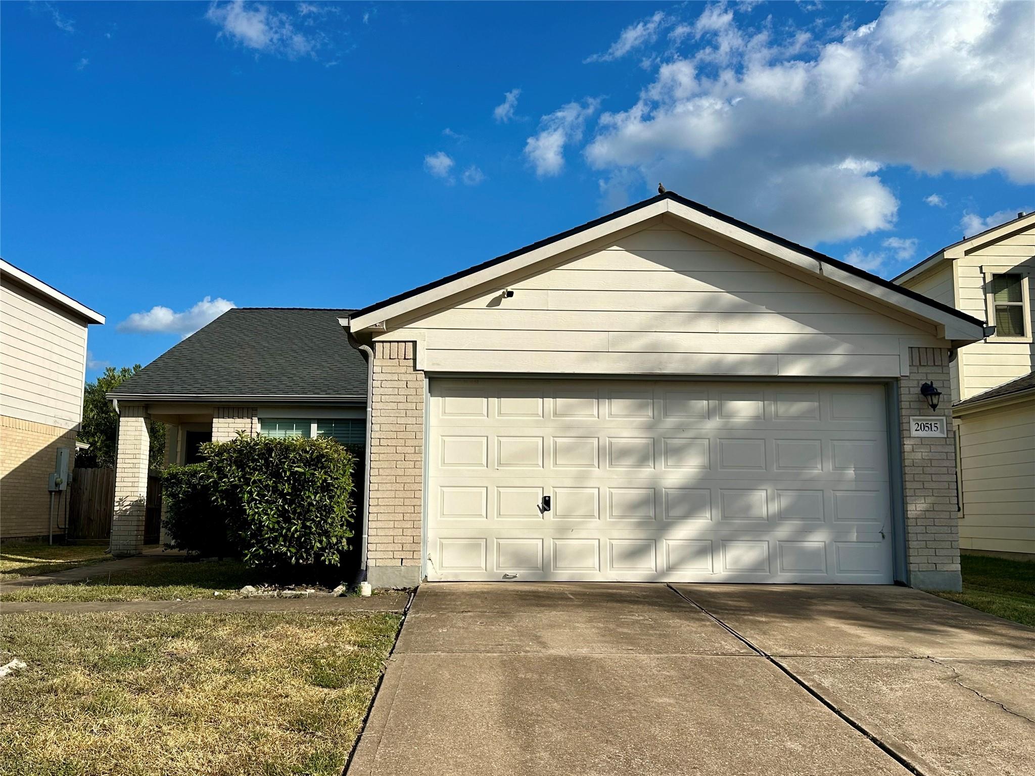 20515 Hillsdale Park Drive — photo