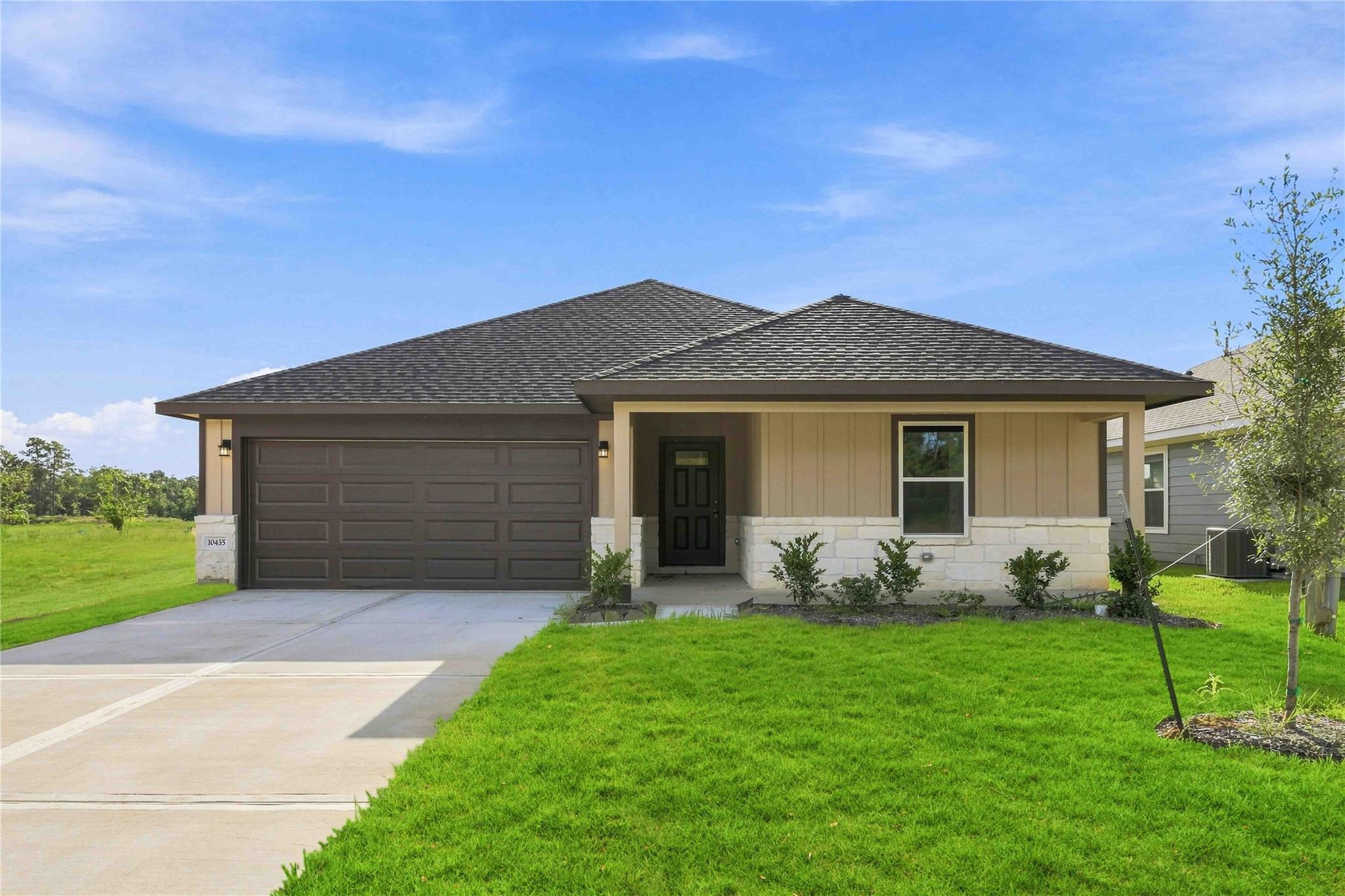 10435 Sugar Mill Dr — photo