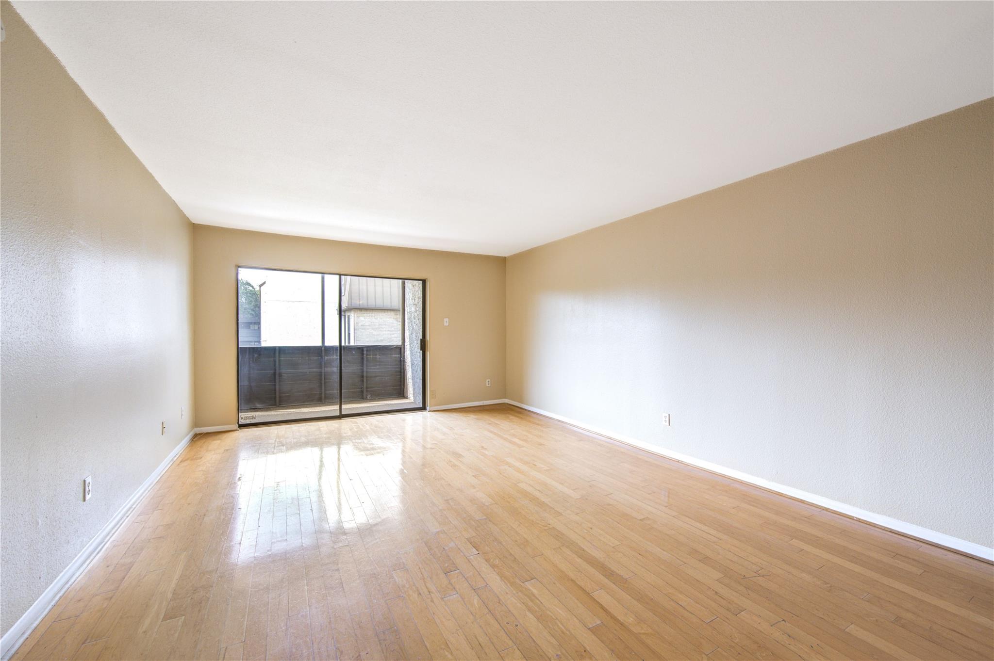 3055 Walnut Bend Lane #21 — photo