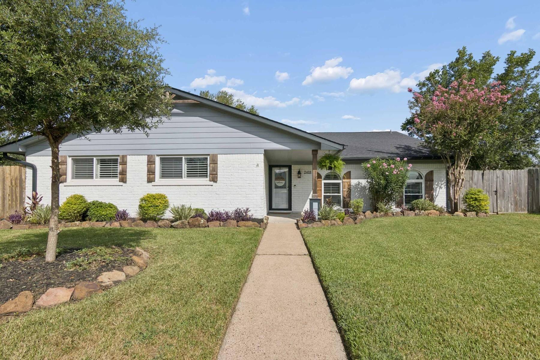 2418 Lufkin Lane — photo
