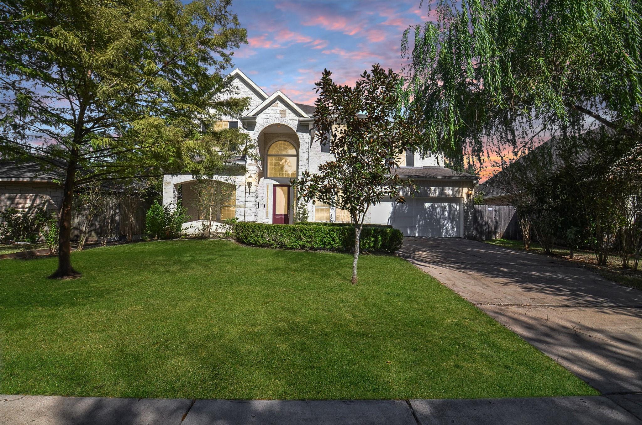3302 Rochdale Street — photo