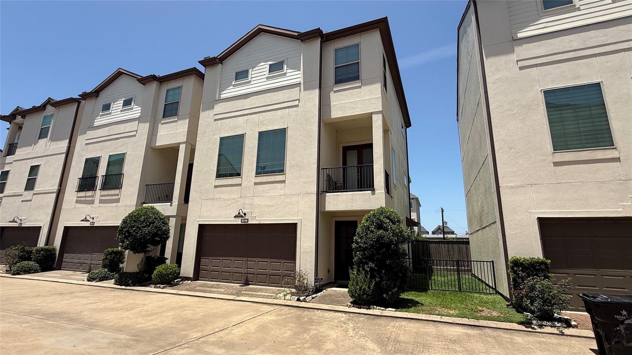 10906 Brookeshire Chase Lane — photo