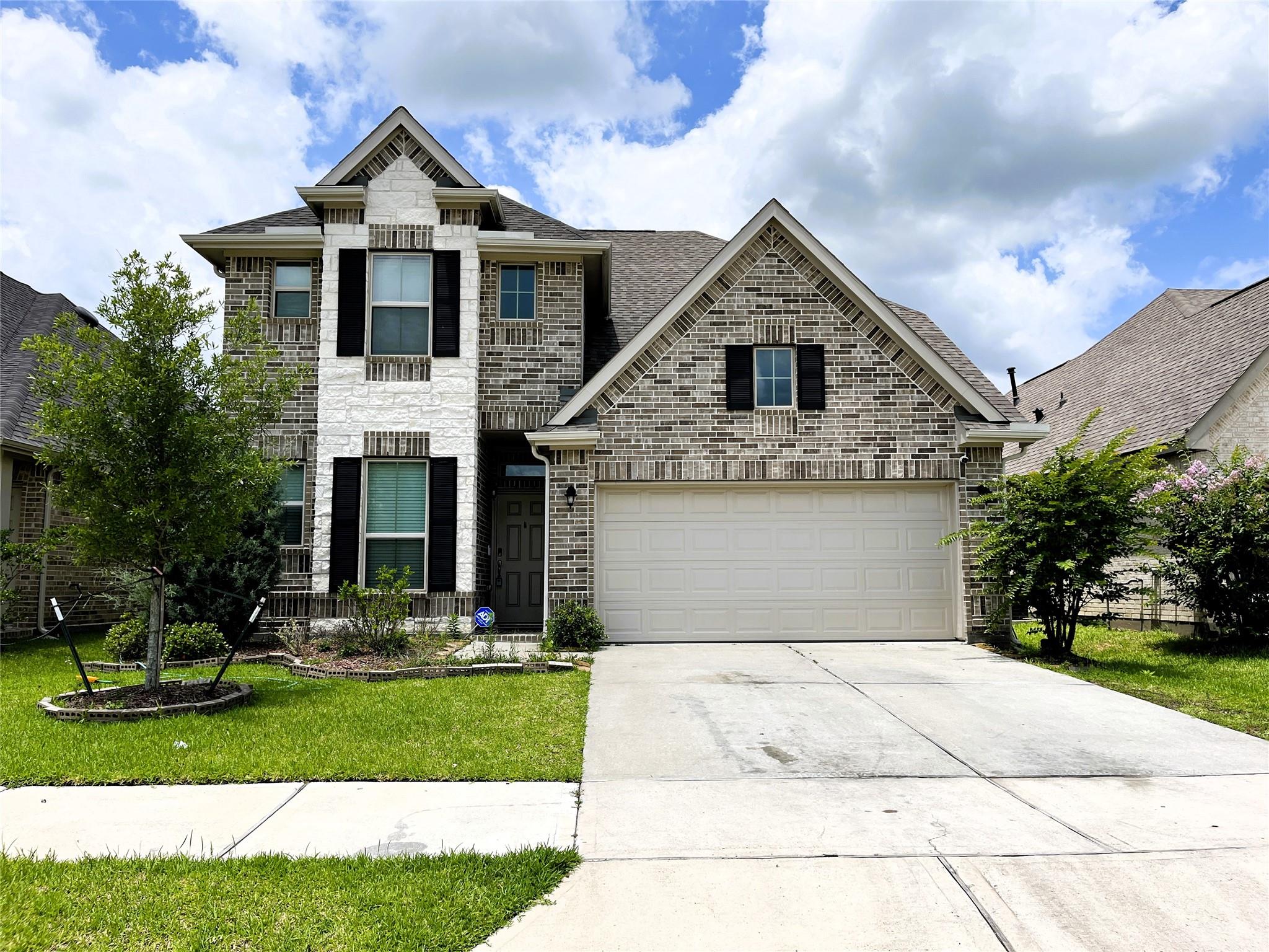 6323 Lemon Balm Lane — photo