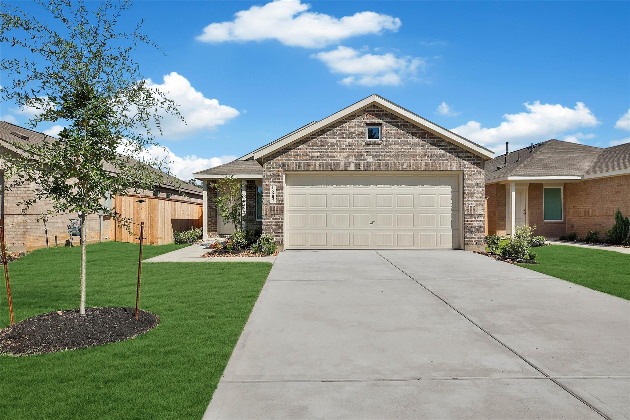16257 Bergara Bend Drive — photo