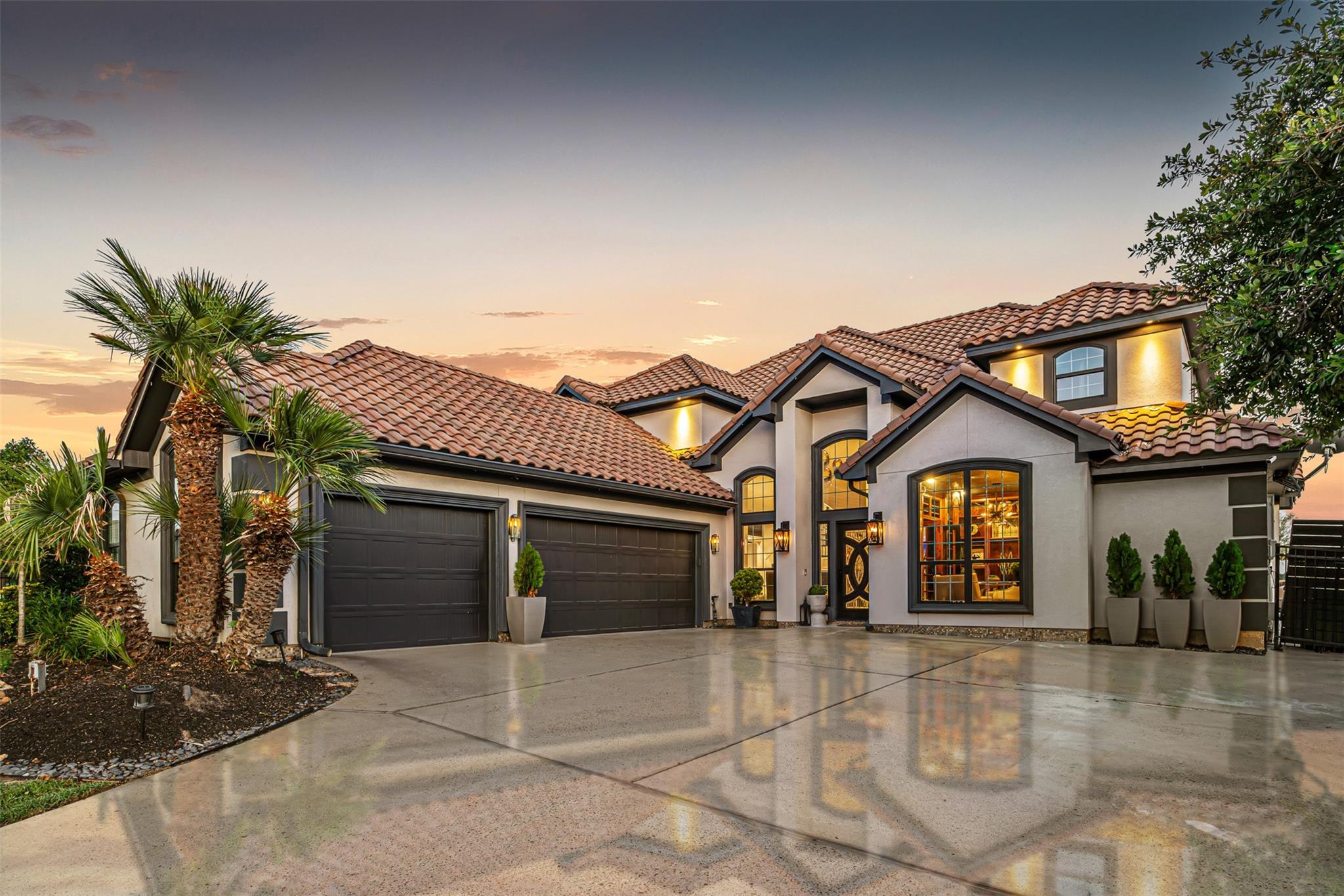 12345 White Oak Point — photo