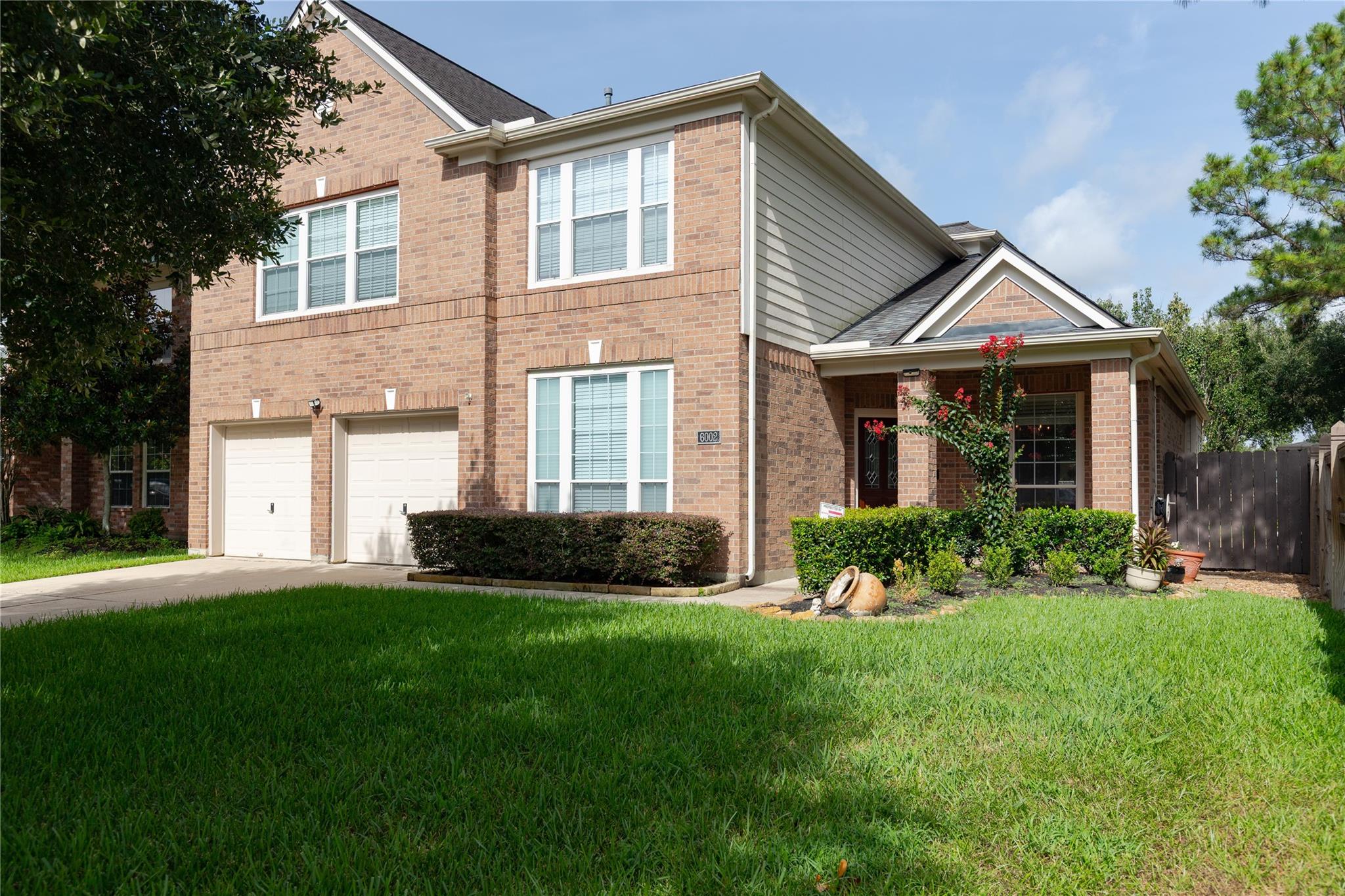 6002 Lakebluff Ct — photo