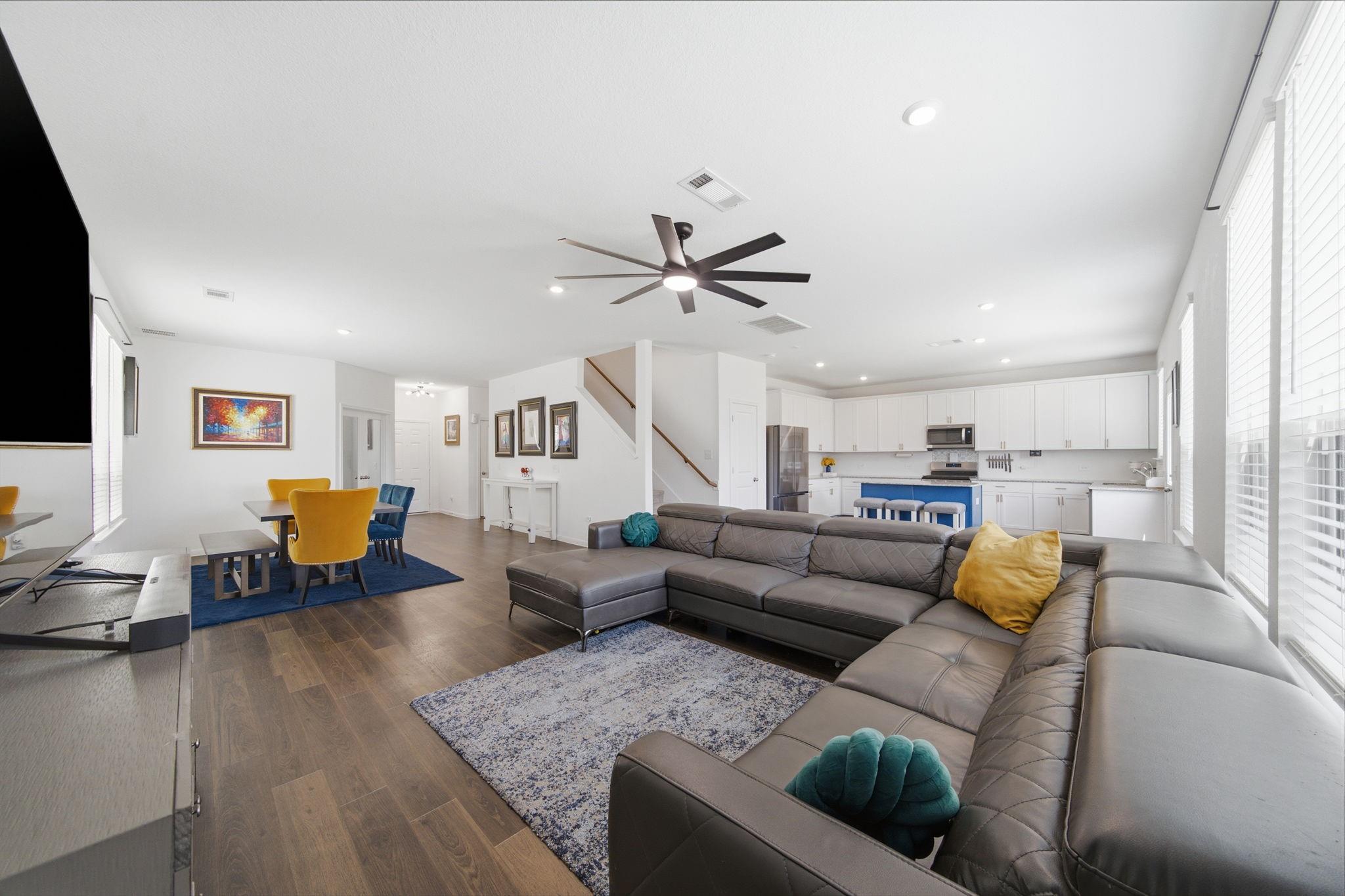 5706 Finely Run Street — photo