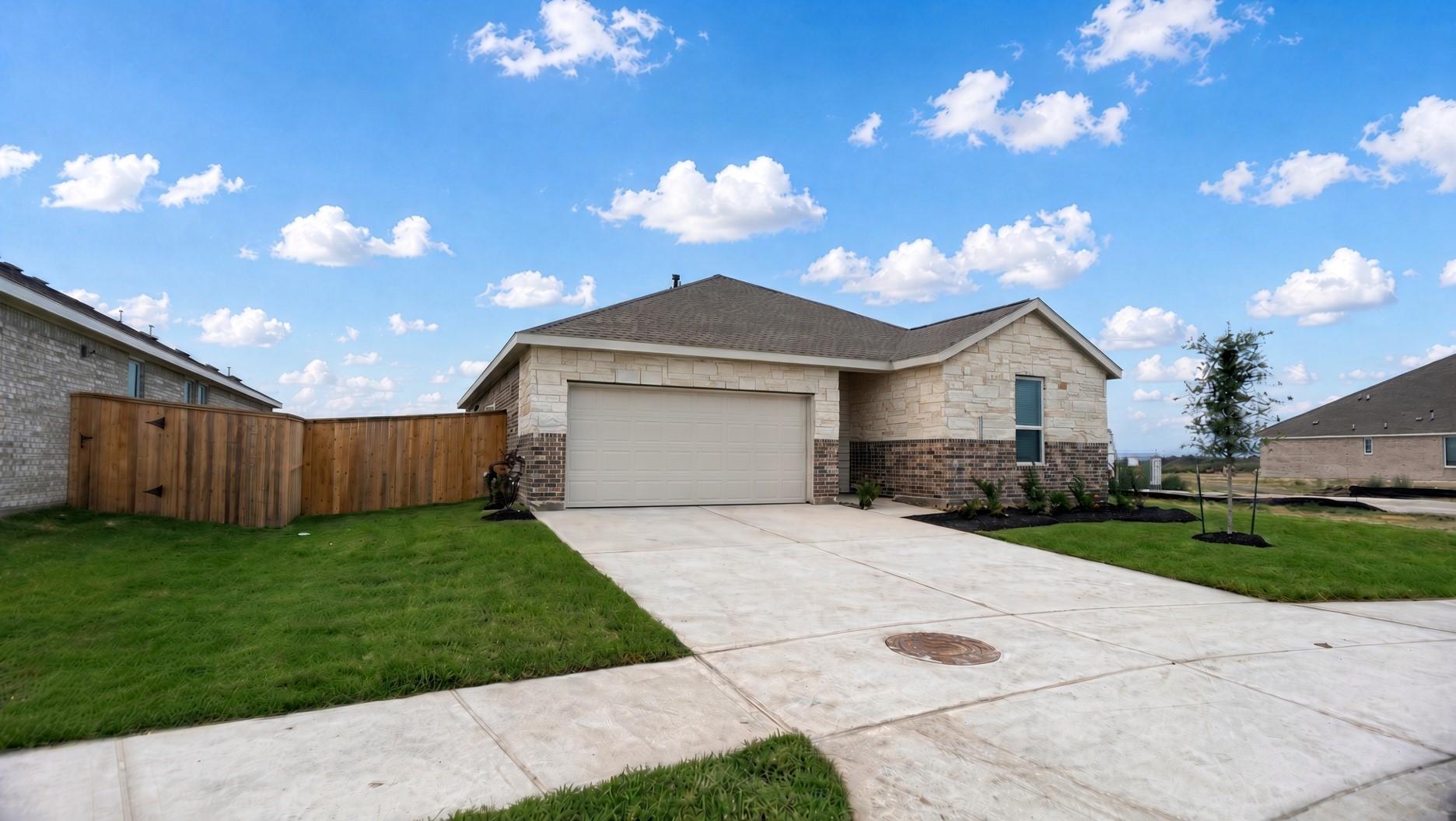 8202 Rustic Pine Trail — photo
