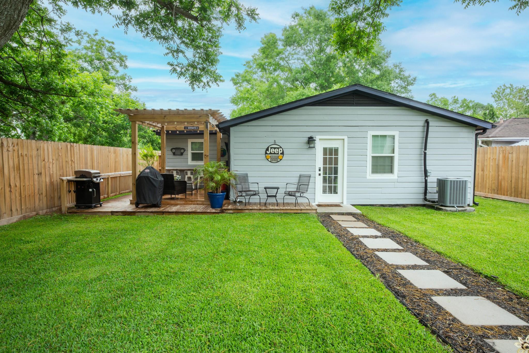 846 S Anderson Street — photo