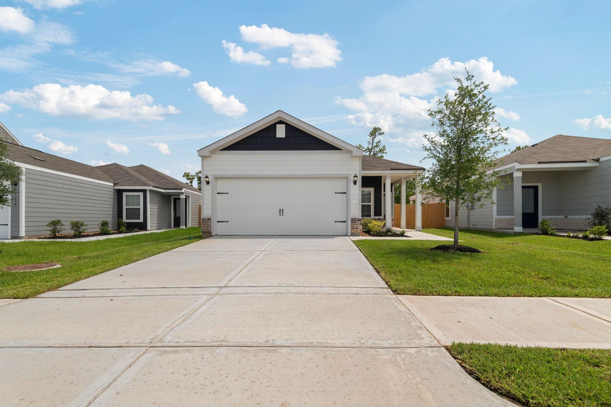 8207 Vanilla Orchid Drive — photo