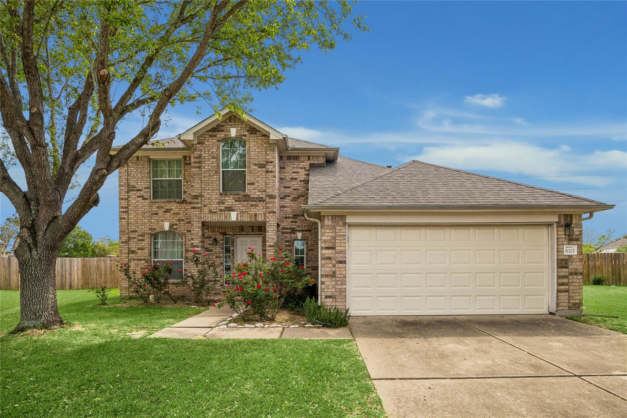 8327 Sonesta Point Lane — photo