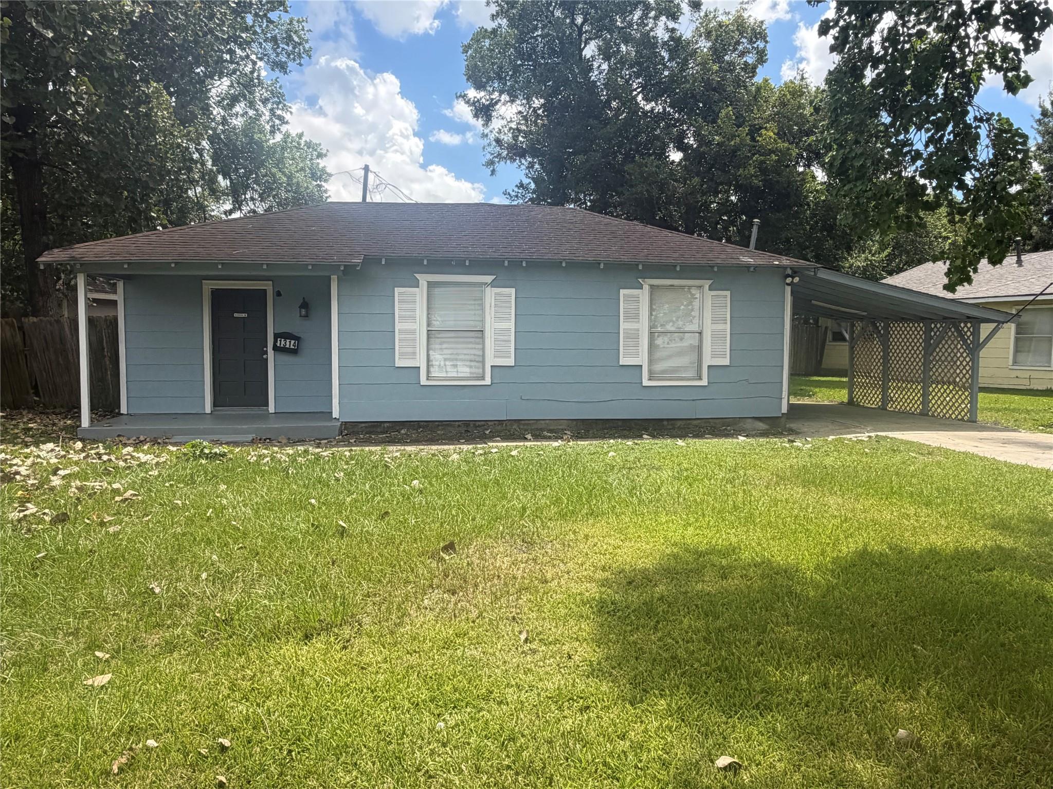 1314 Bernard Street — photo