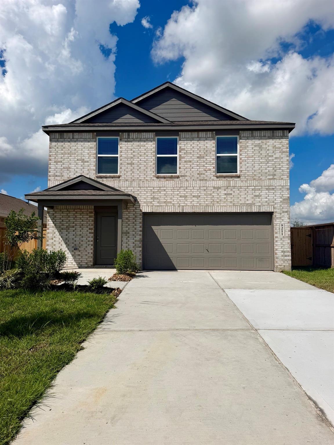 9211 Bright Birdie Lane — photo