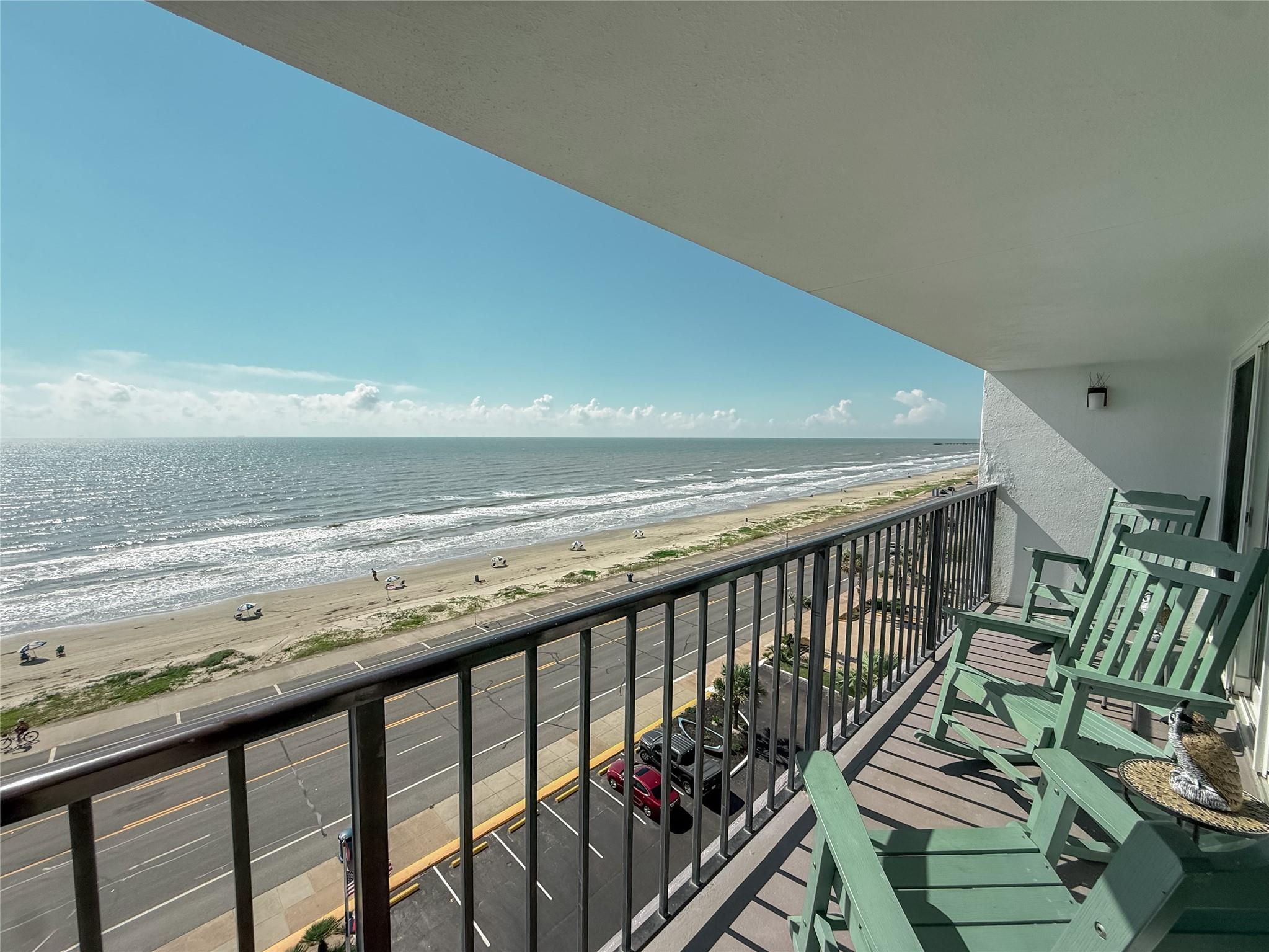 7310 Seawall Boulevard #806 — photo