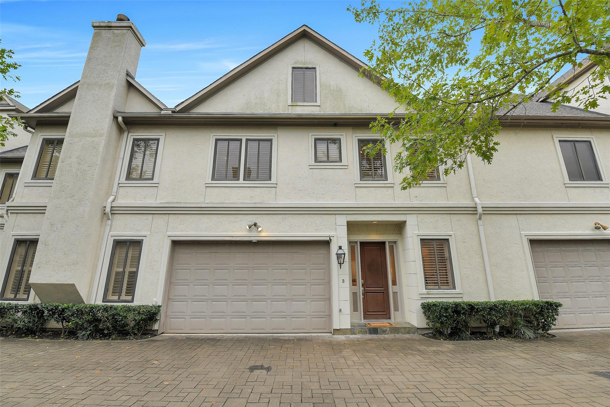 2121 Potomac Drive #B — photo
