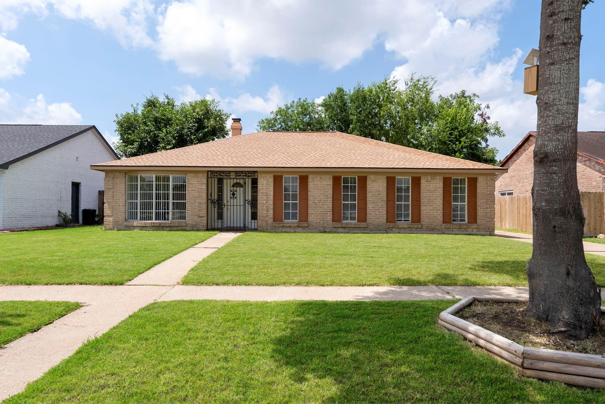 6839 Silver Star Drive — photo