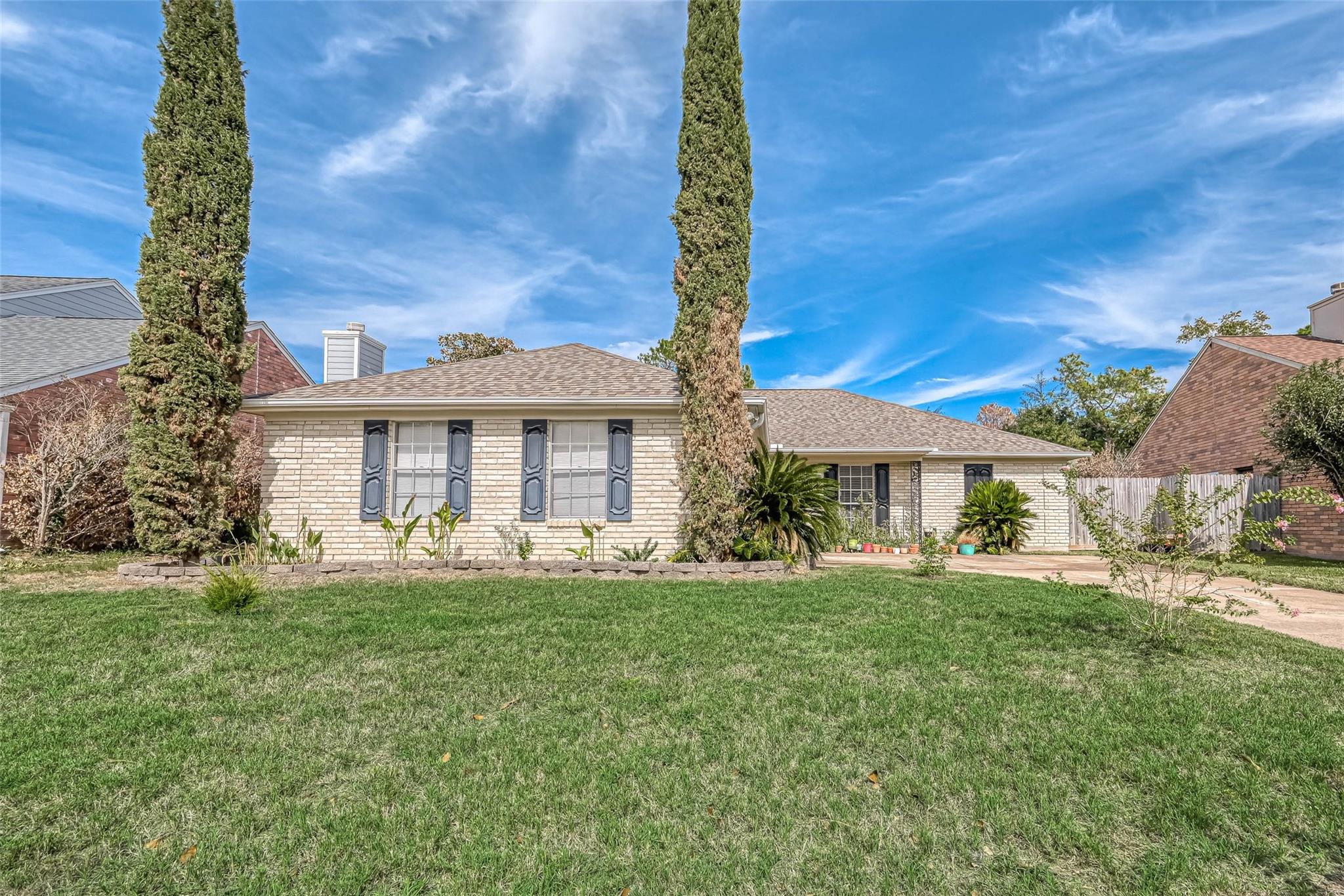 18118 Glenledi Drive — photo