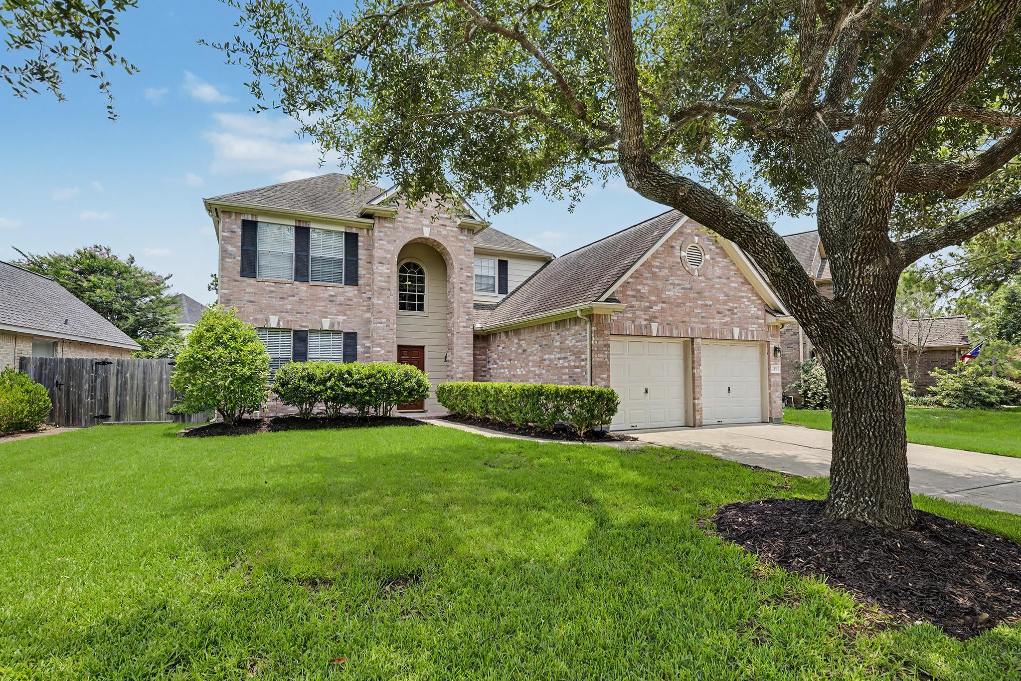 3623 Englewood Drive — photo