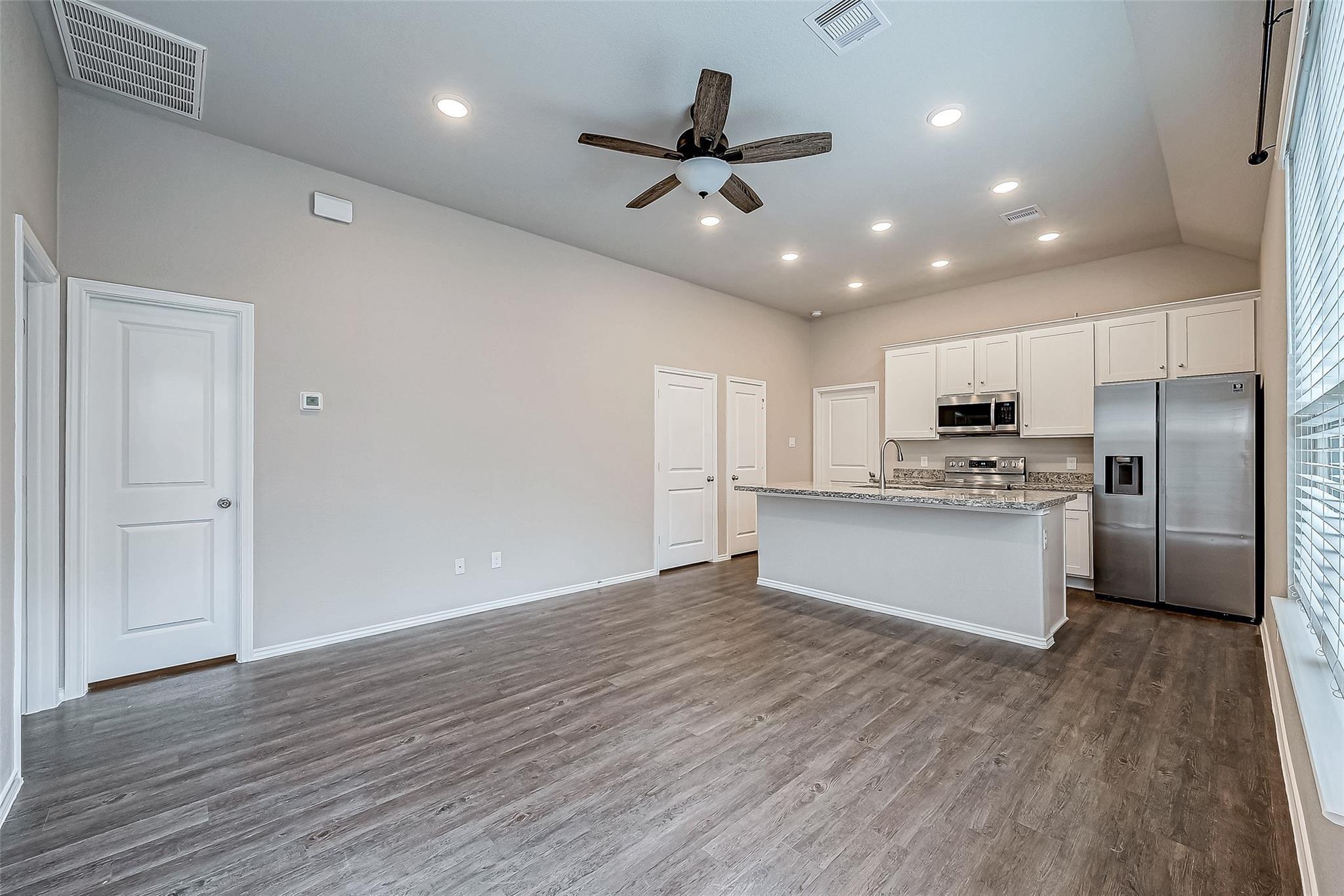10954 Amblewood Street — photo