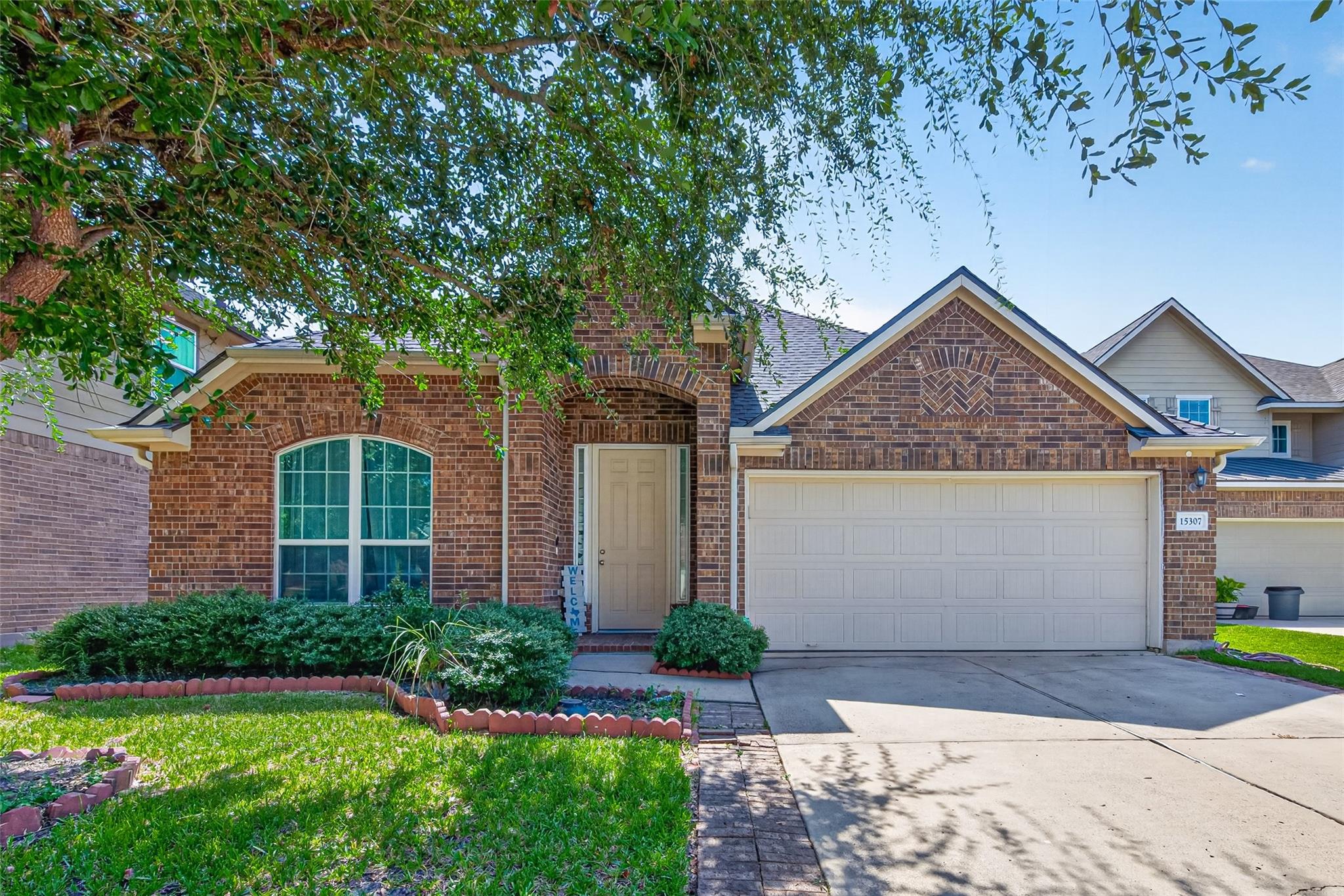 15307 Skyhill Drive — photo
