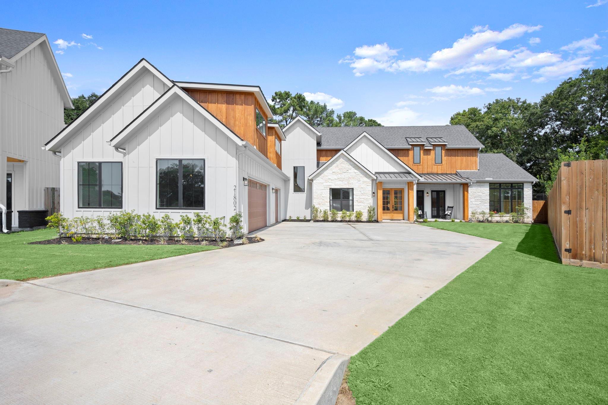 21802 White Oak View Drive — photo