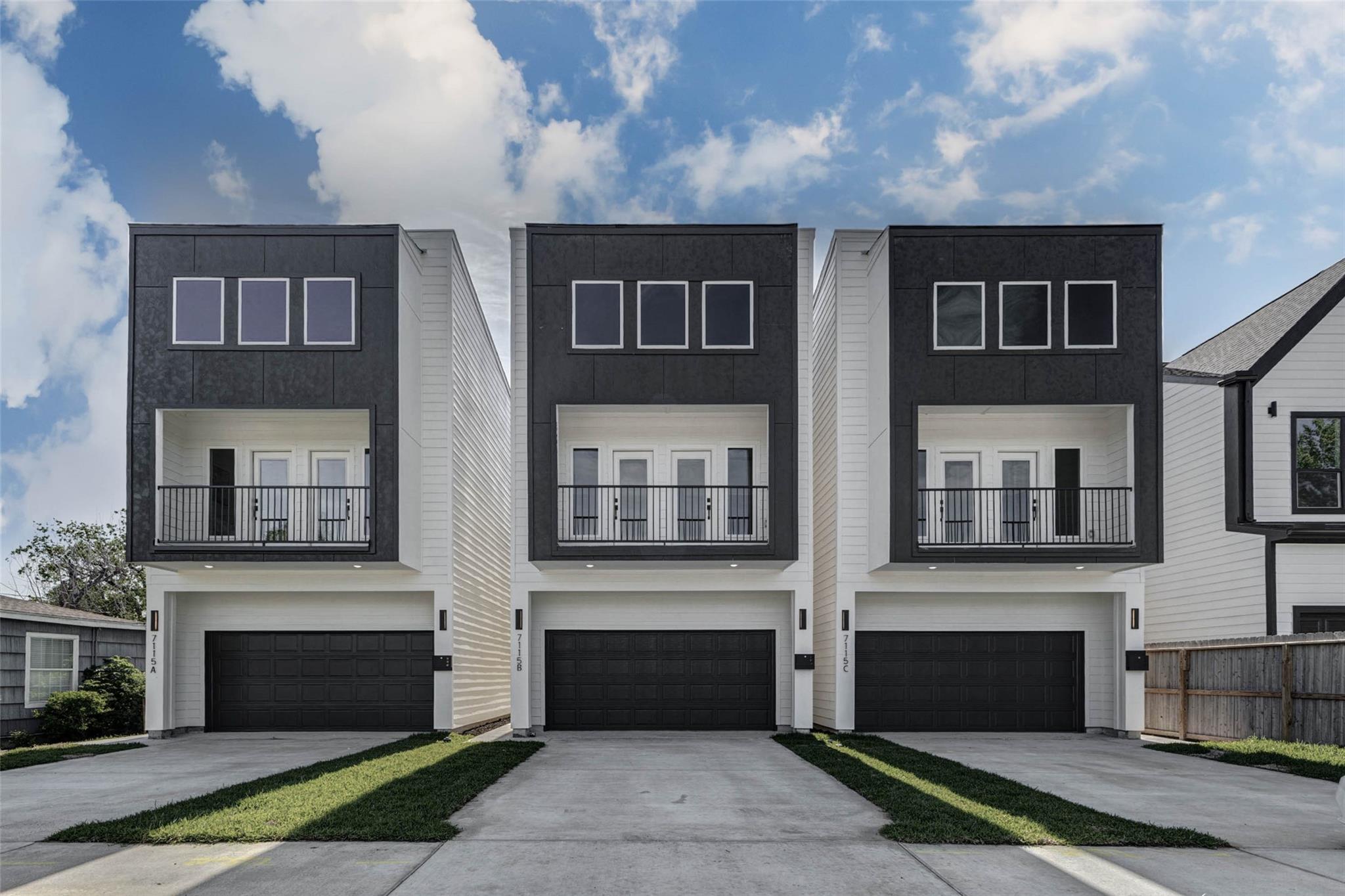 7115 England Street #B — photo