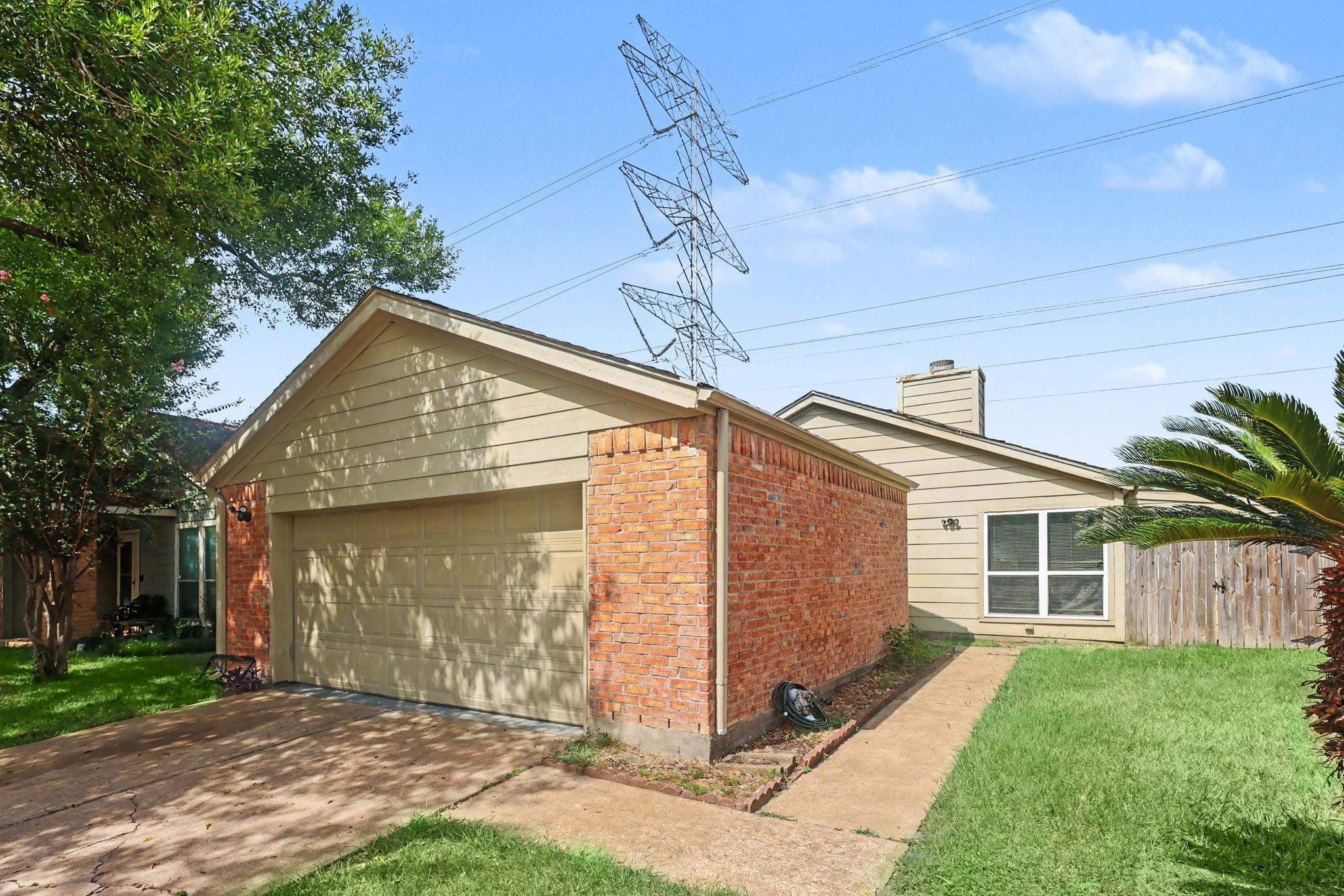 3903 Mountain Rose Lane — photo