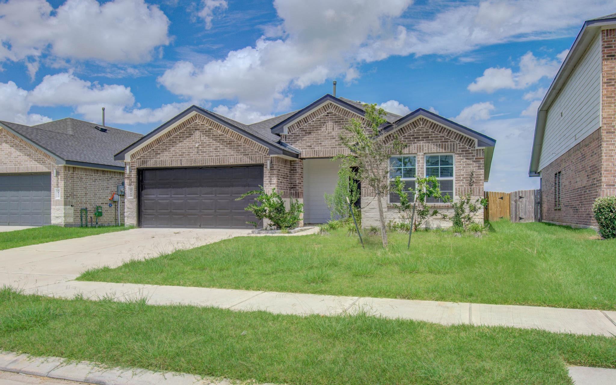 7903 Wrangler Shack Lane, Rosharon, TX 77583 — photo 2