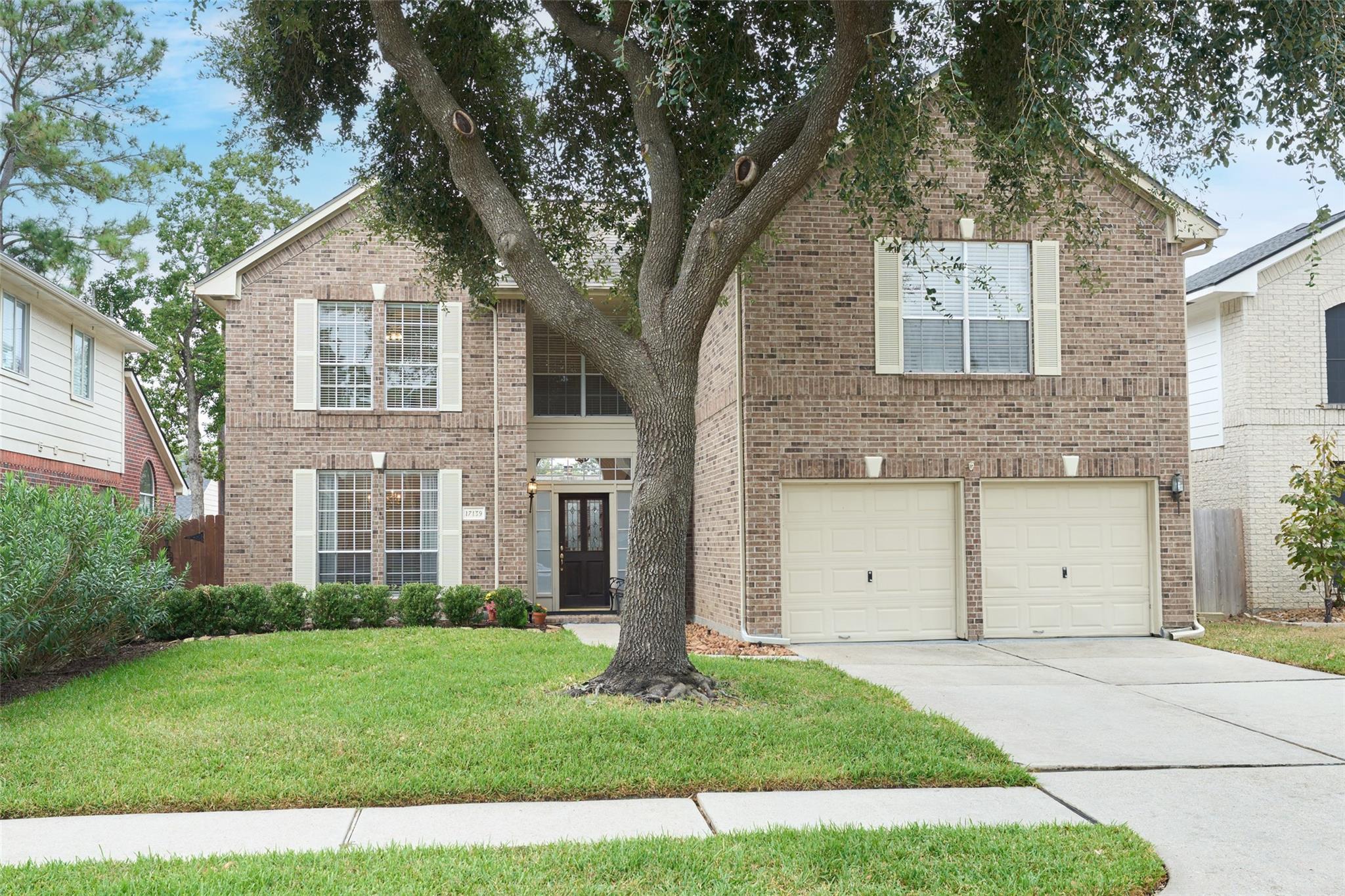 17139 Carroll Lake Drive — photo
