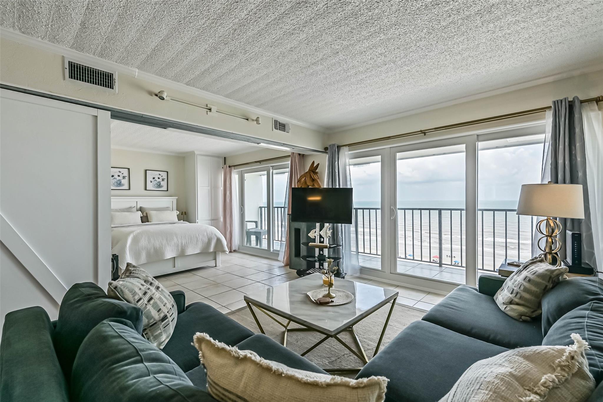 7310 Seawall Boulevard #807 — photo
