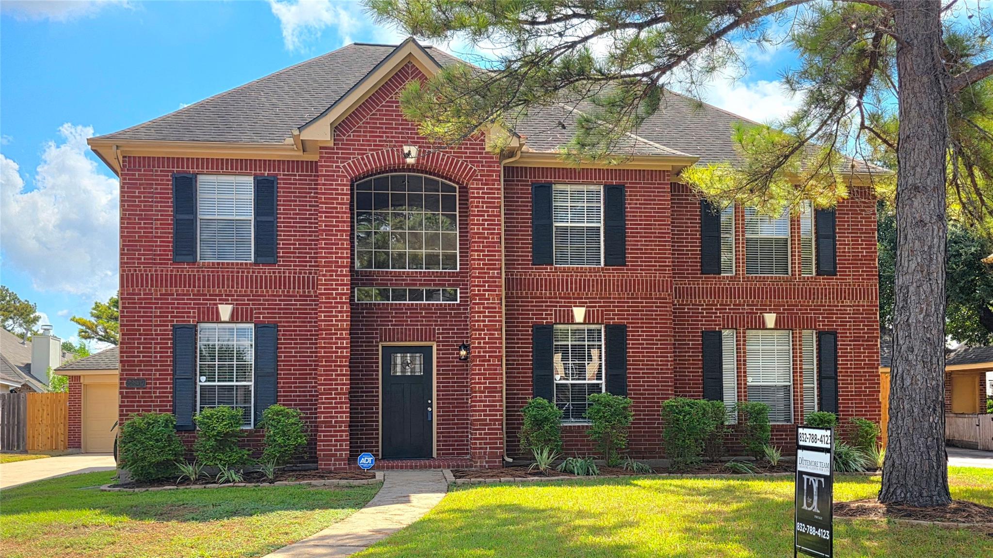 22907 Strathmere Court — photo