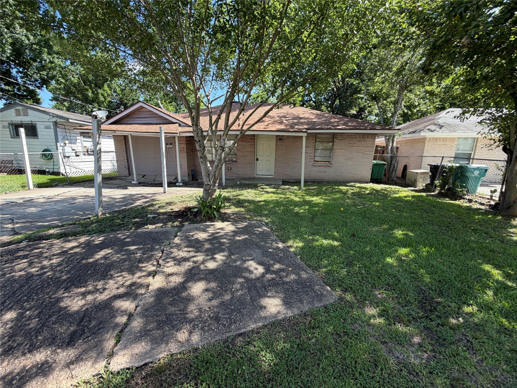 3827 Amos Street — photo