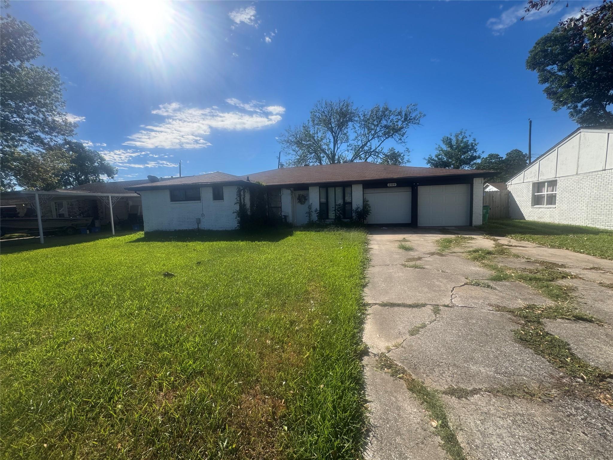 209 Harold Lane — photo